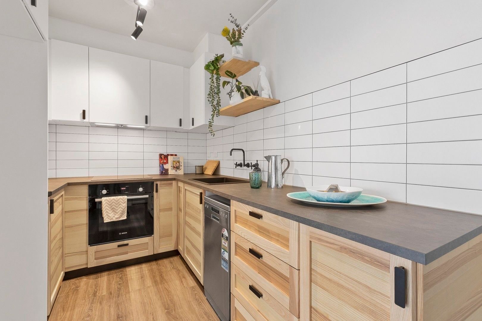 1/21 Cohuna Street — photo from Ray White Brunswick