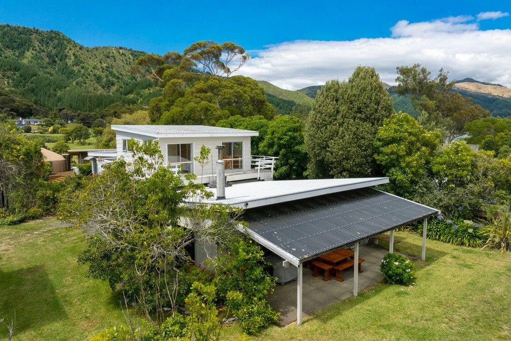 5 Cornwall Place, Tata Beach, Tasman District