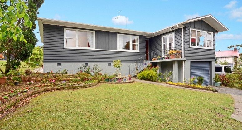 59 Chartwell Avenue, Glenfield, North Shore City