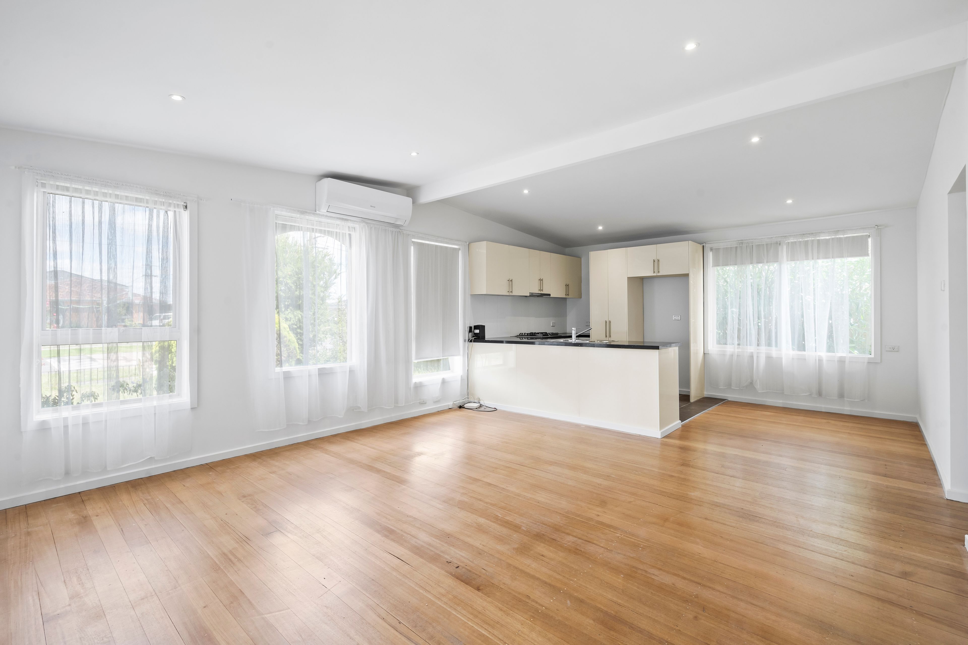 12 King Street, Dallas, VIC 3047