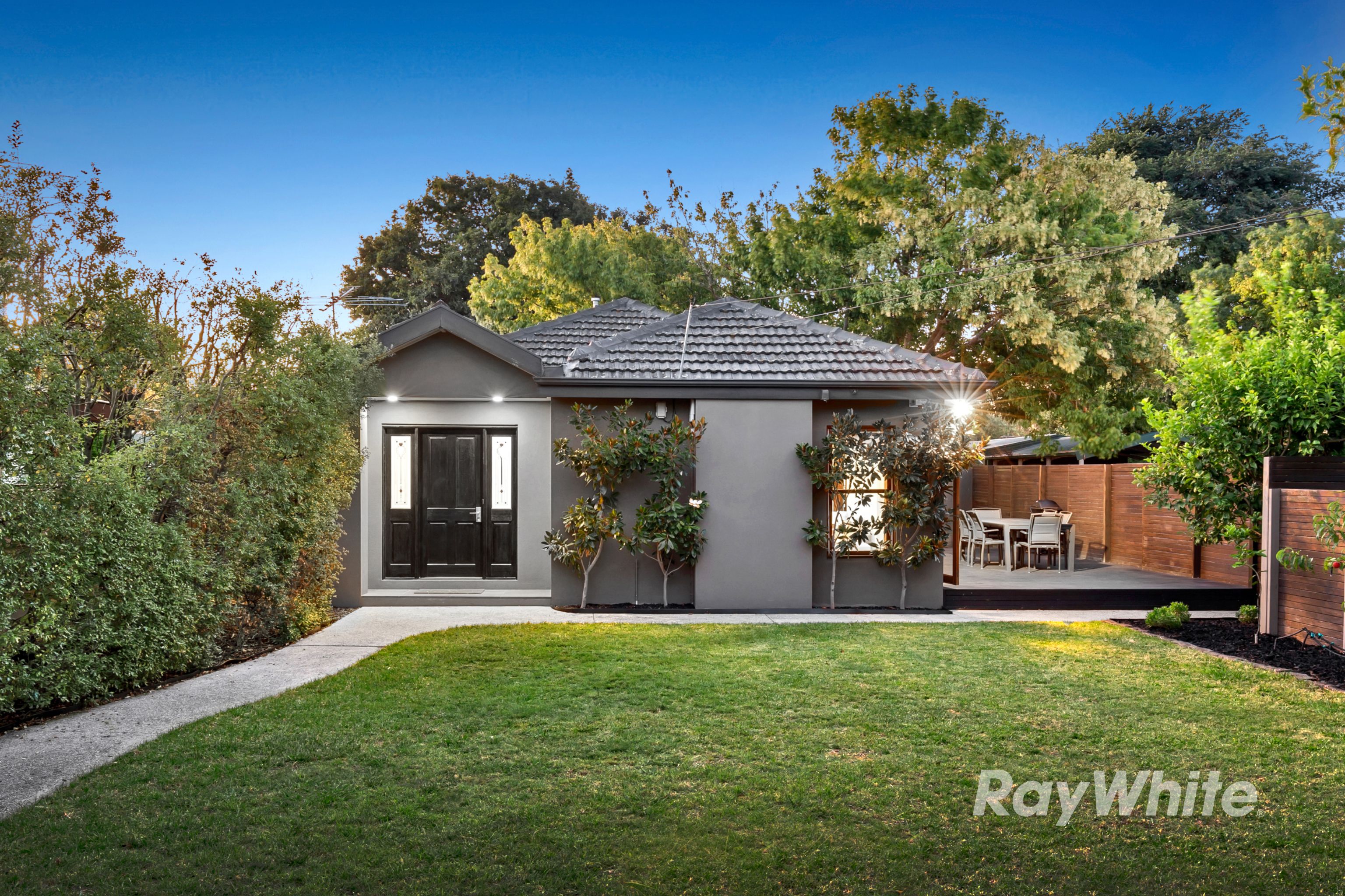 3 Fiddes Street, Moorabbin VIC 3189