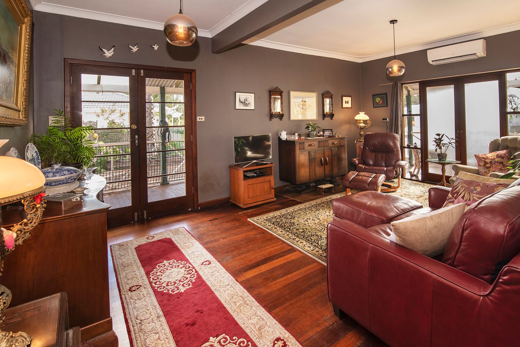32 Reynolds Street — photo 6 of 25