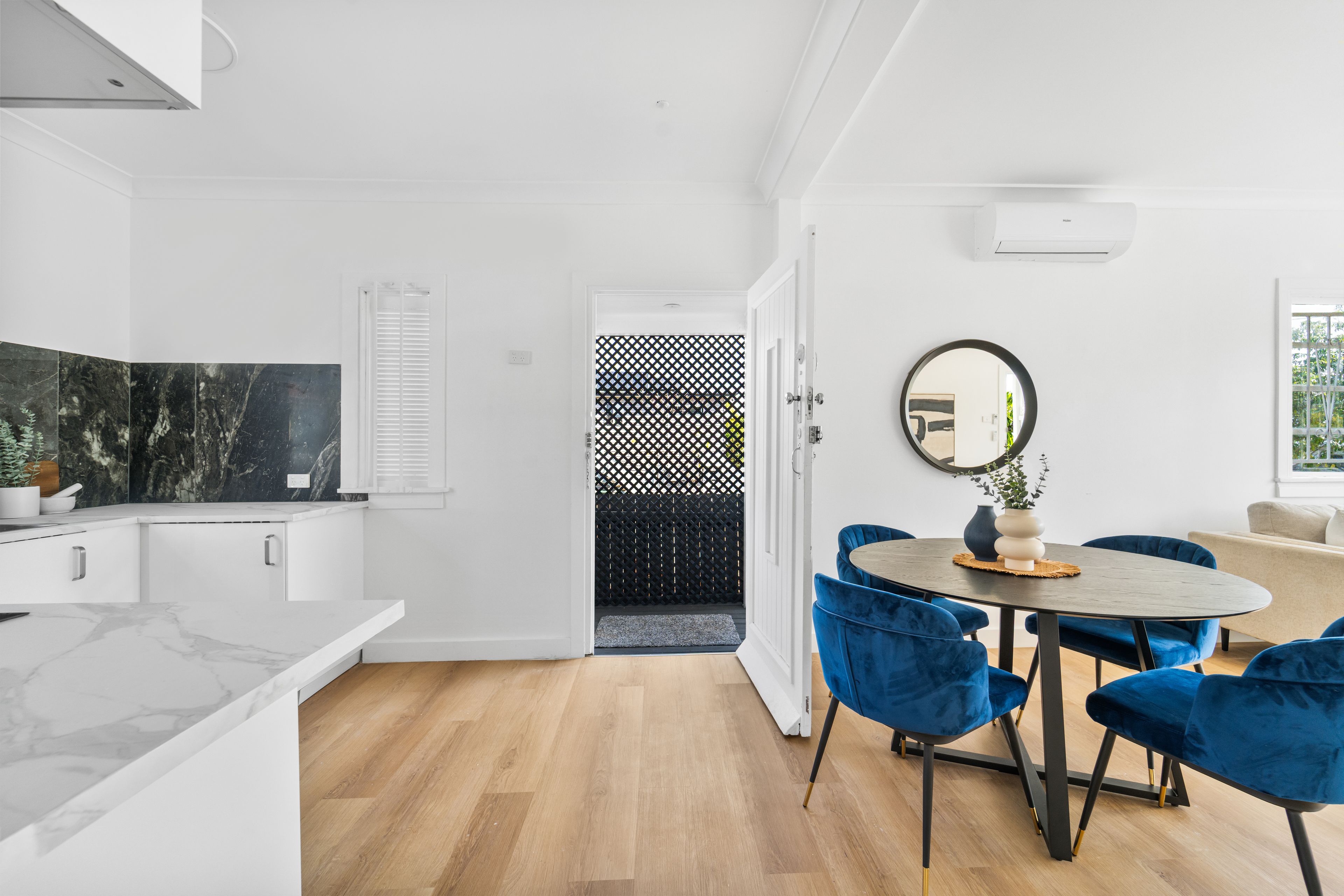 65 Coxen Street — photo 9 of 18