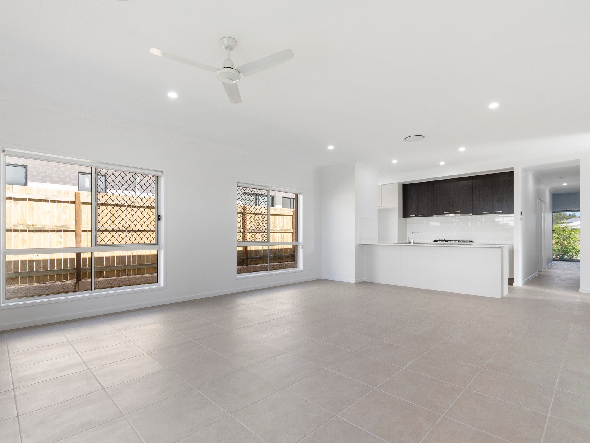 15 Ridge Road, Greenbank, QLD 4124