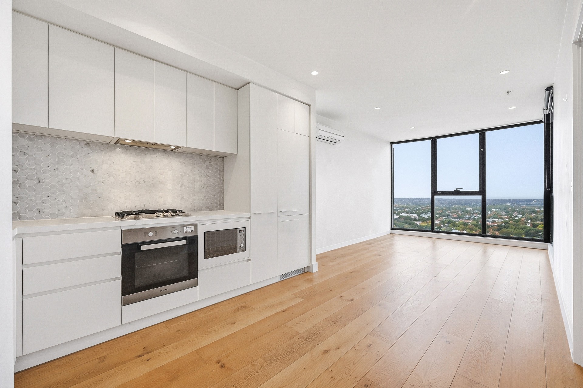 3206/850 Whitehorse Road, Box Hill, VIC 3128