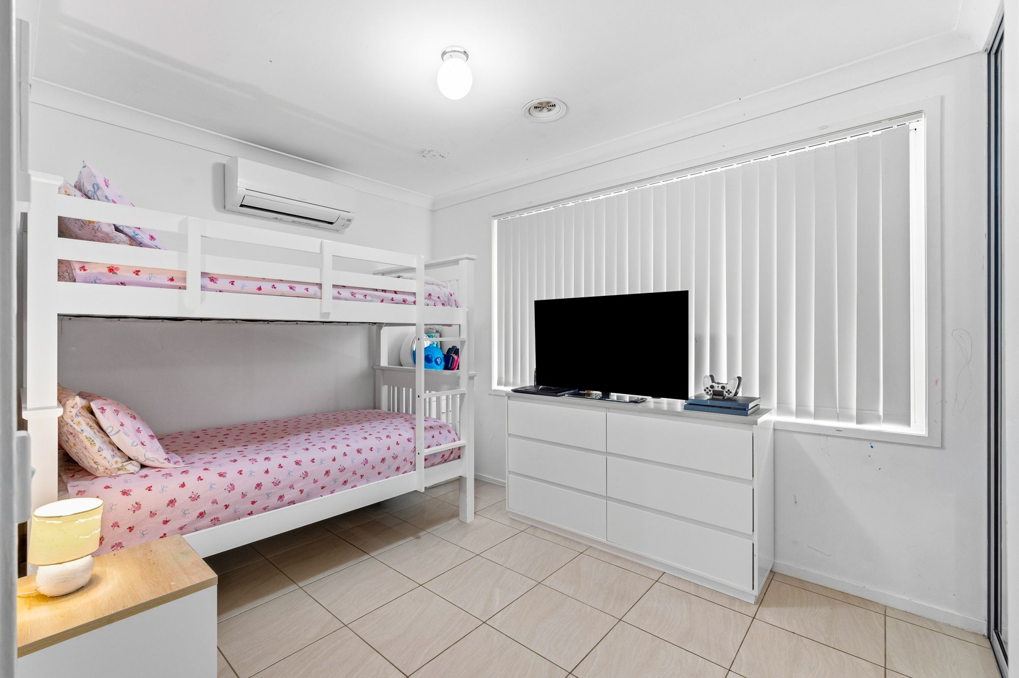 17 Lodestone Place — photo 6 of 18