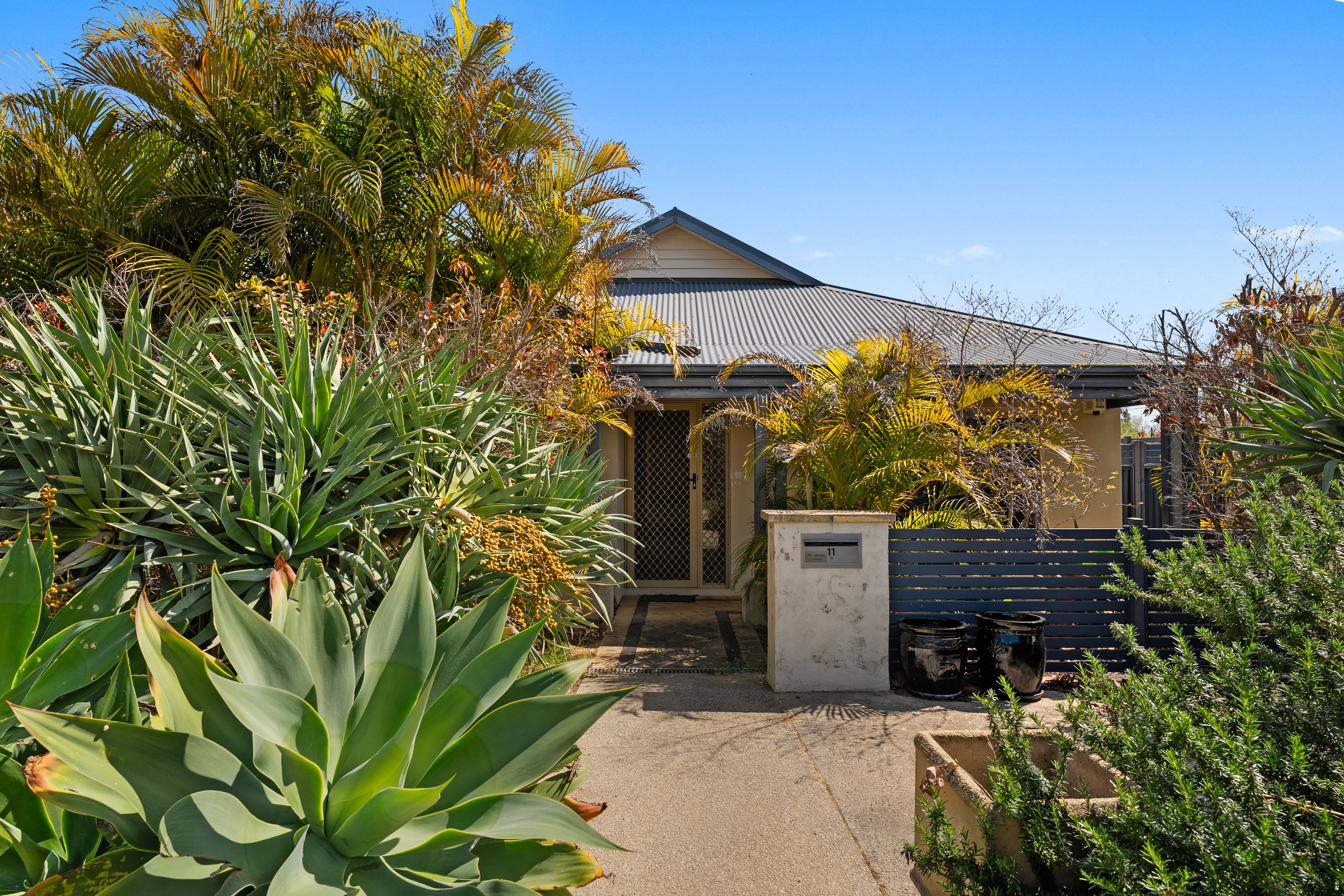 11 Linott Close — photo 29 of 30