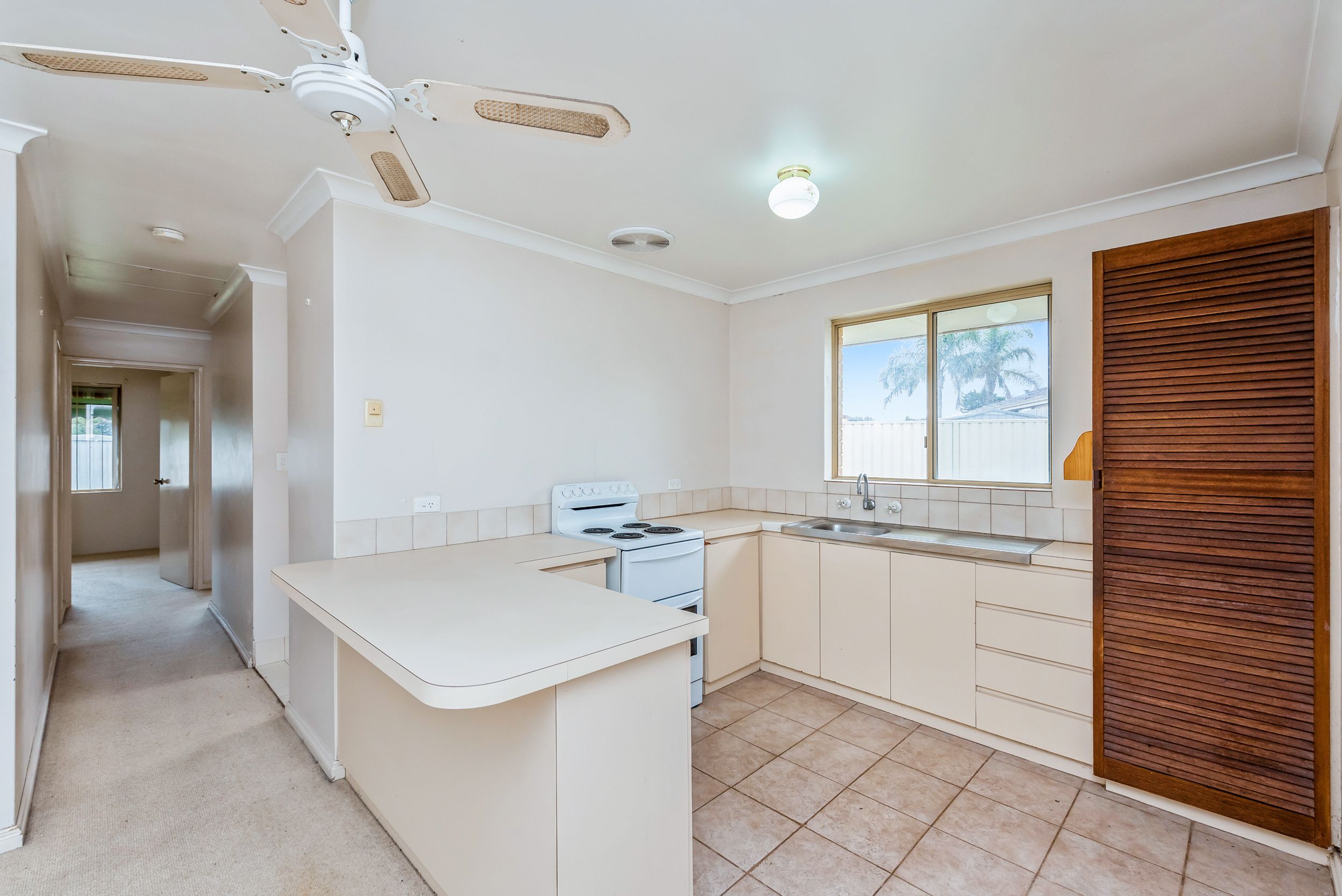 12B Nome Place, Warnbro, WA 6169