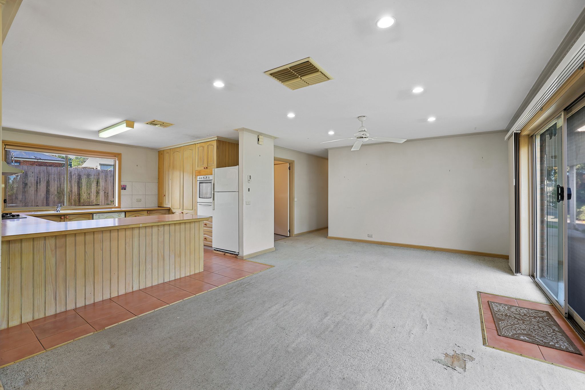 90 Lampard Road — photo 3 of 28