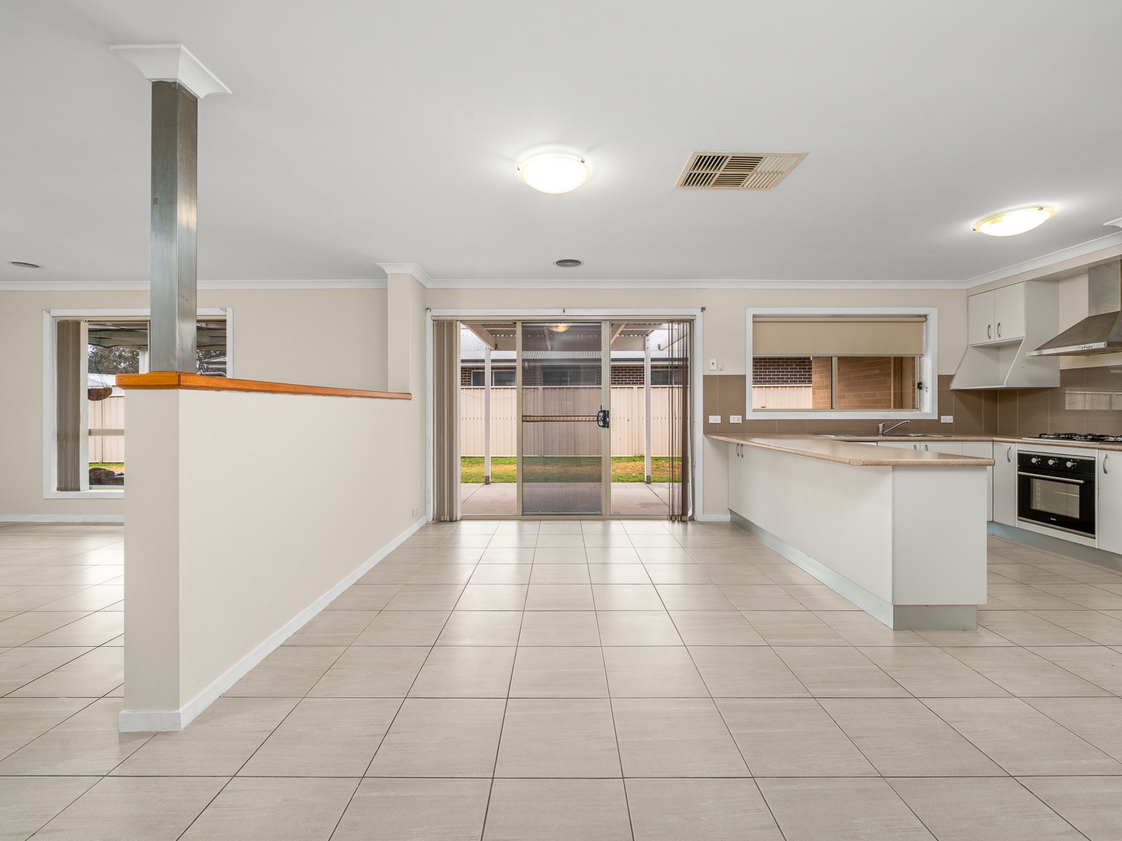 86 Royce Crecent, Lavington, NSW 2641