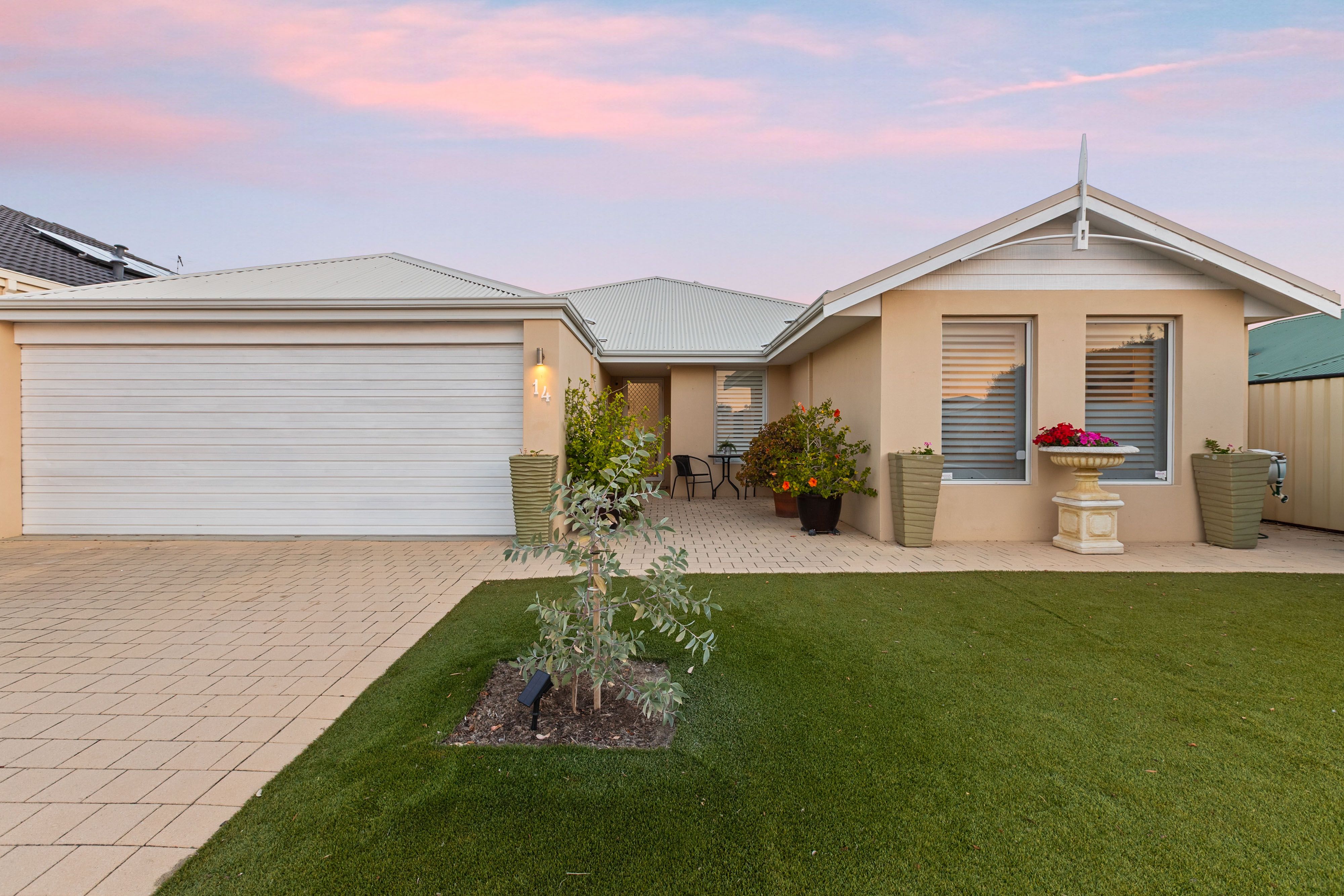 14 Hacienda Drive, Clarkson, WA 6030