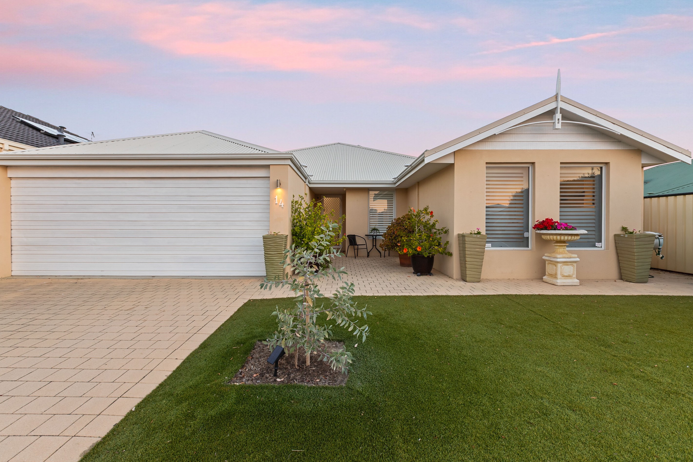 14 Hacienda Drive, Clarkson, WA 6030