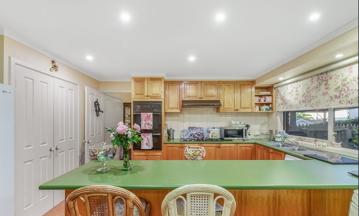 1 Mallee Court — photo 4 of 11