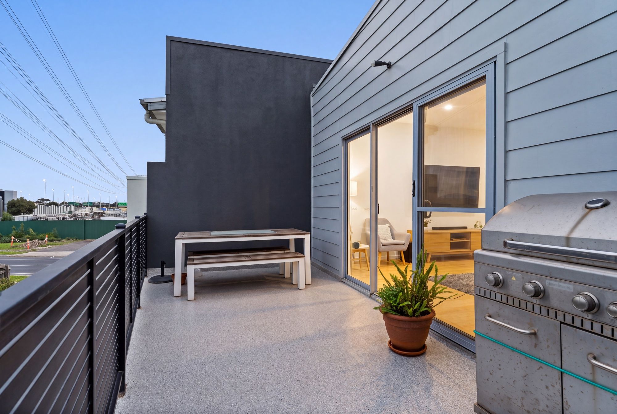 2/2A Lynch Road — photo 5 of 14