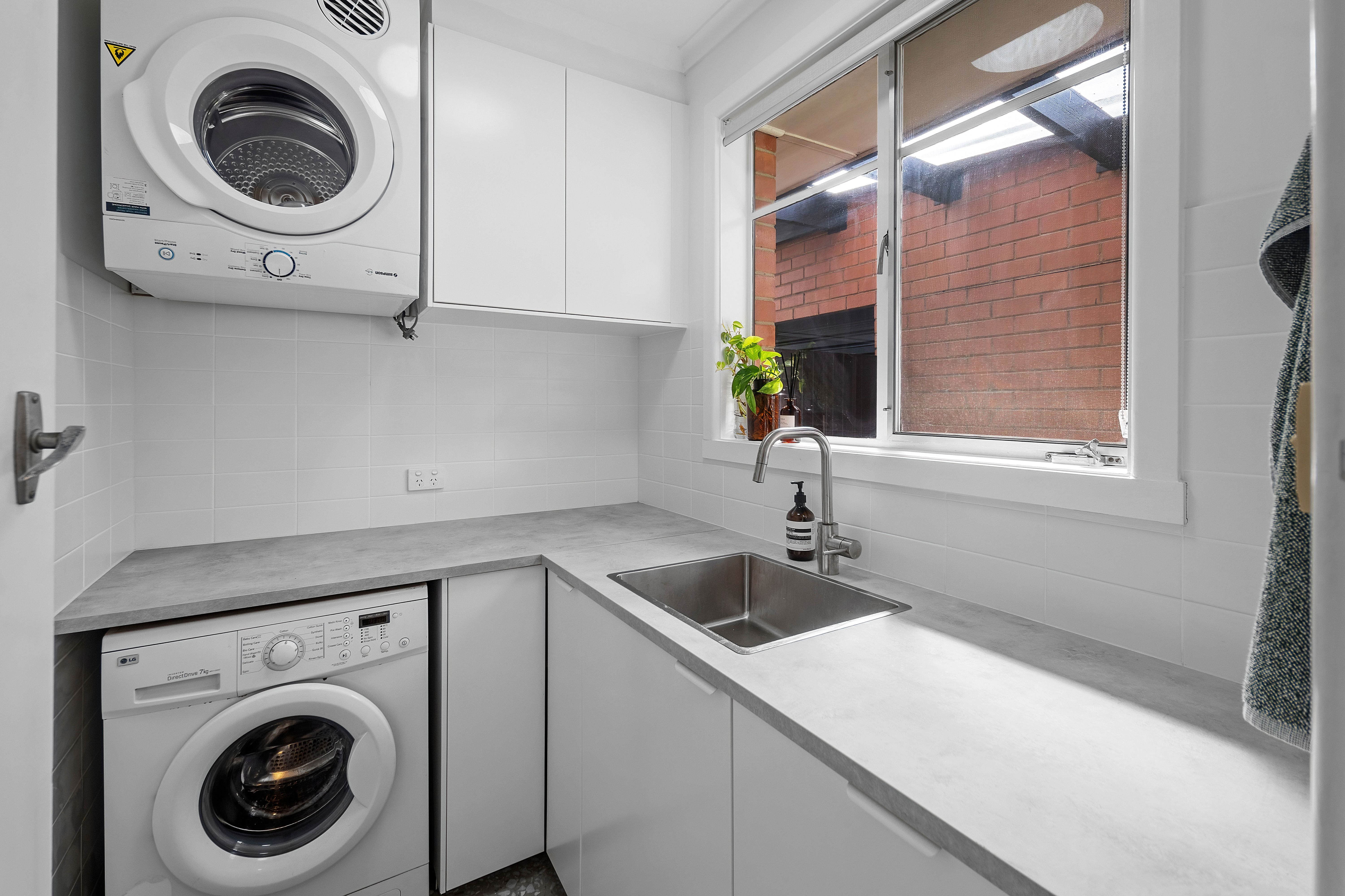 2 Kingsford Street — photo 8 of 21