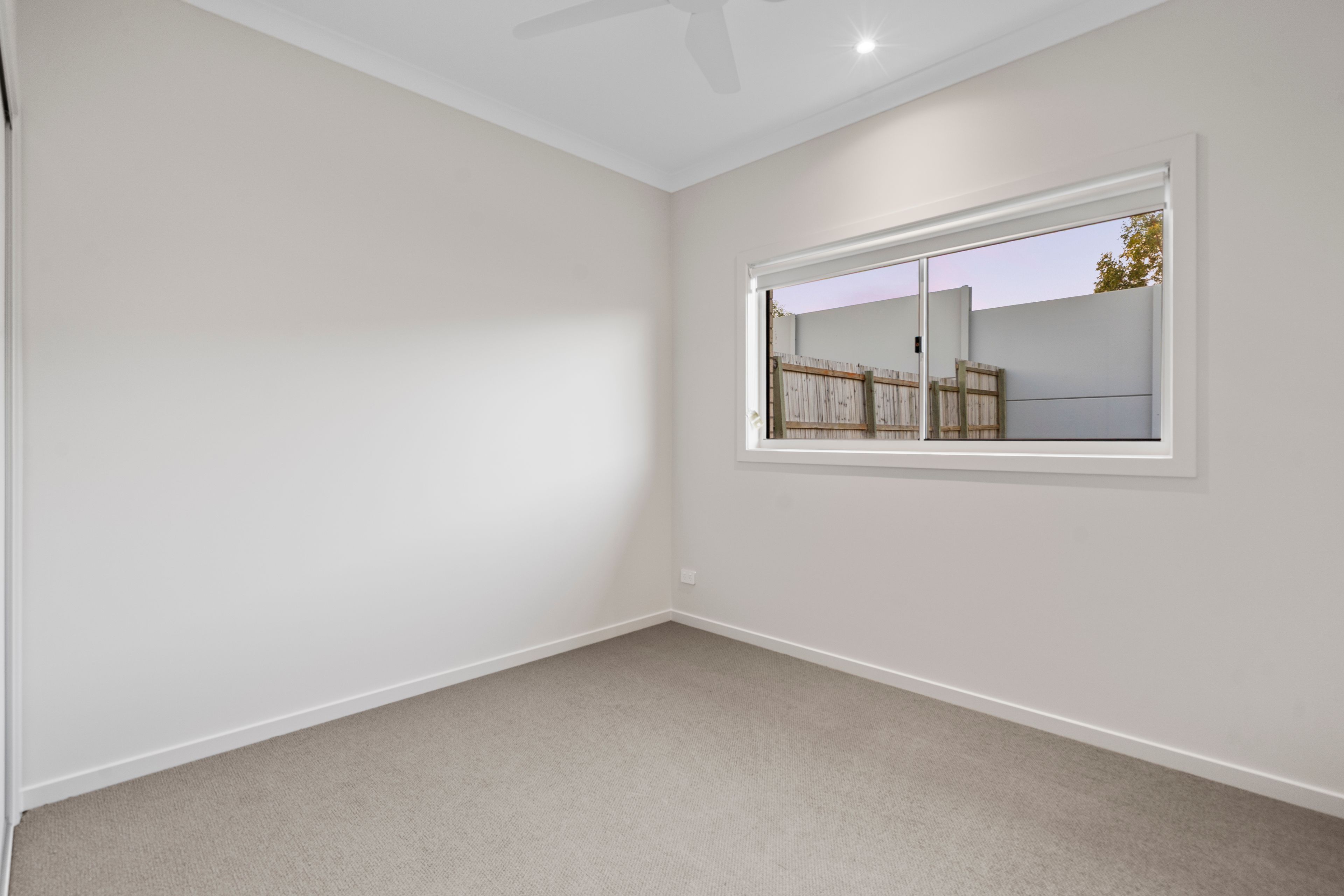 50 Carnarvon Drive — photo 15 of 23