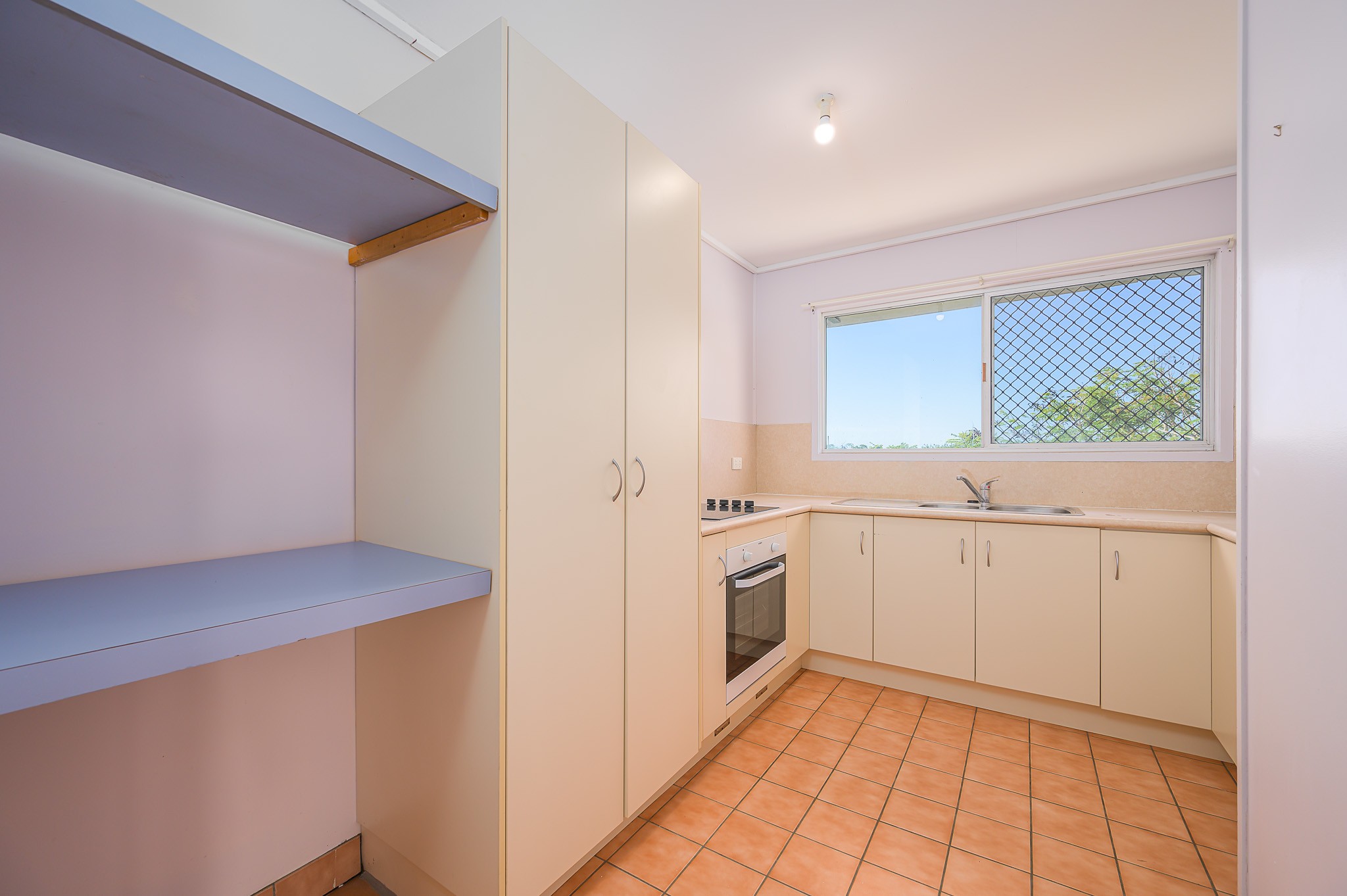 112 Dalrymple Drive, Toolooa, QLD 4680