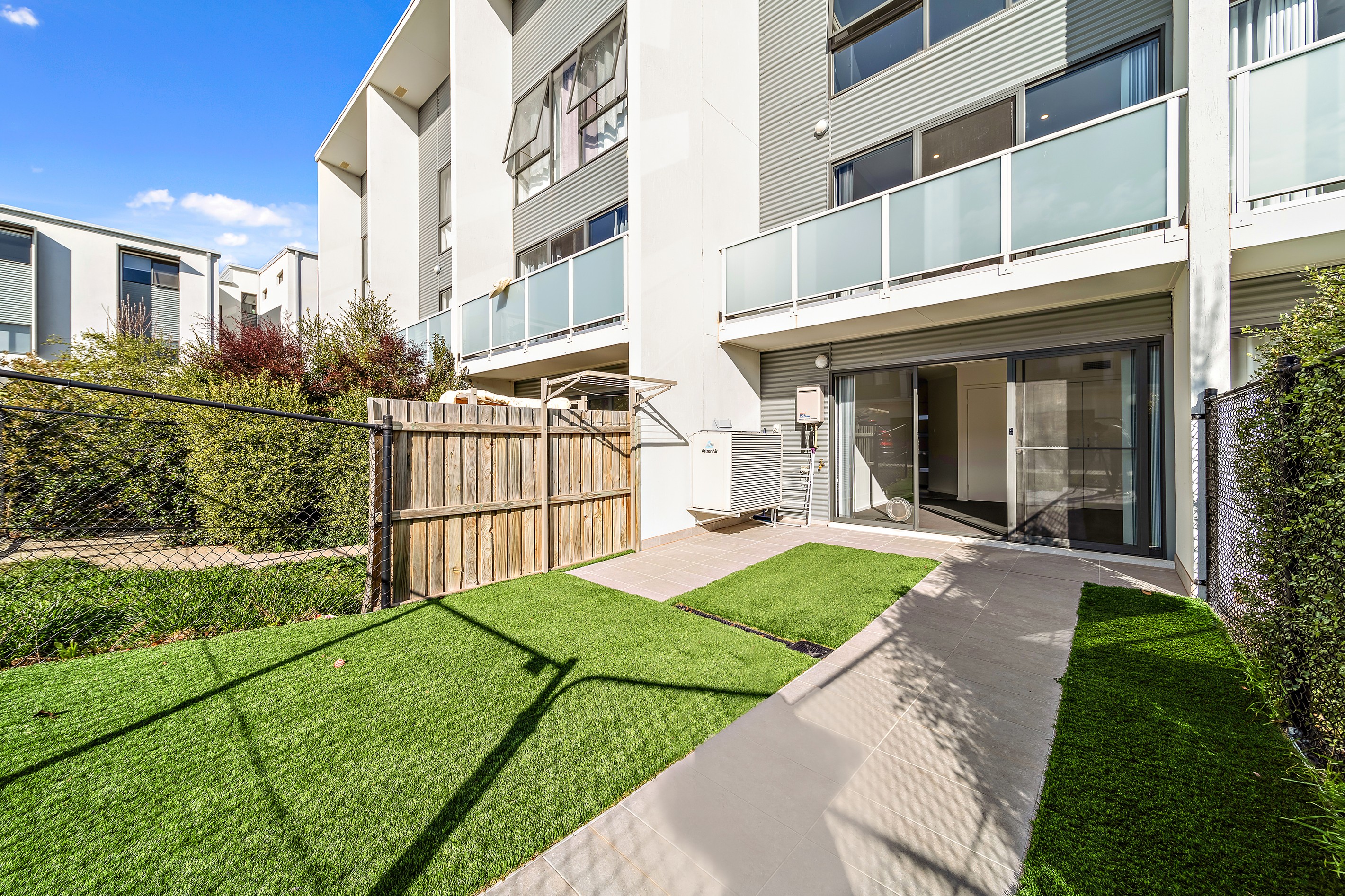 28/40 Henry Kendall Street, Franklin, ACT 2913