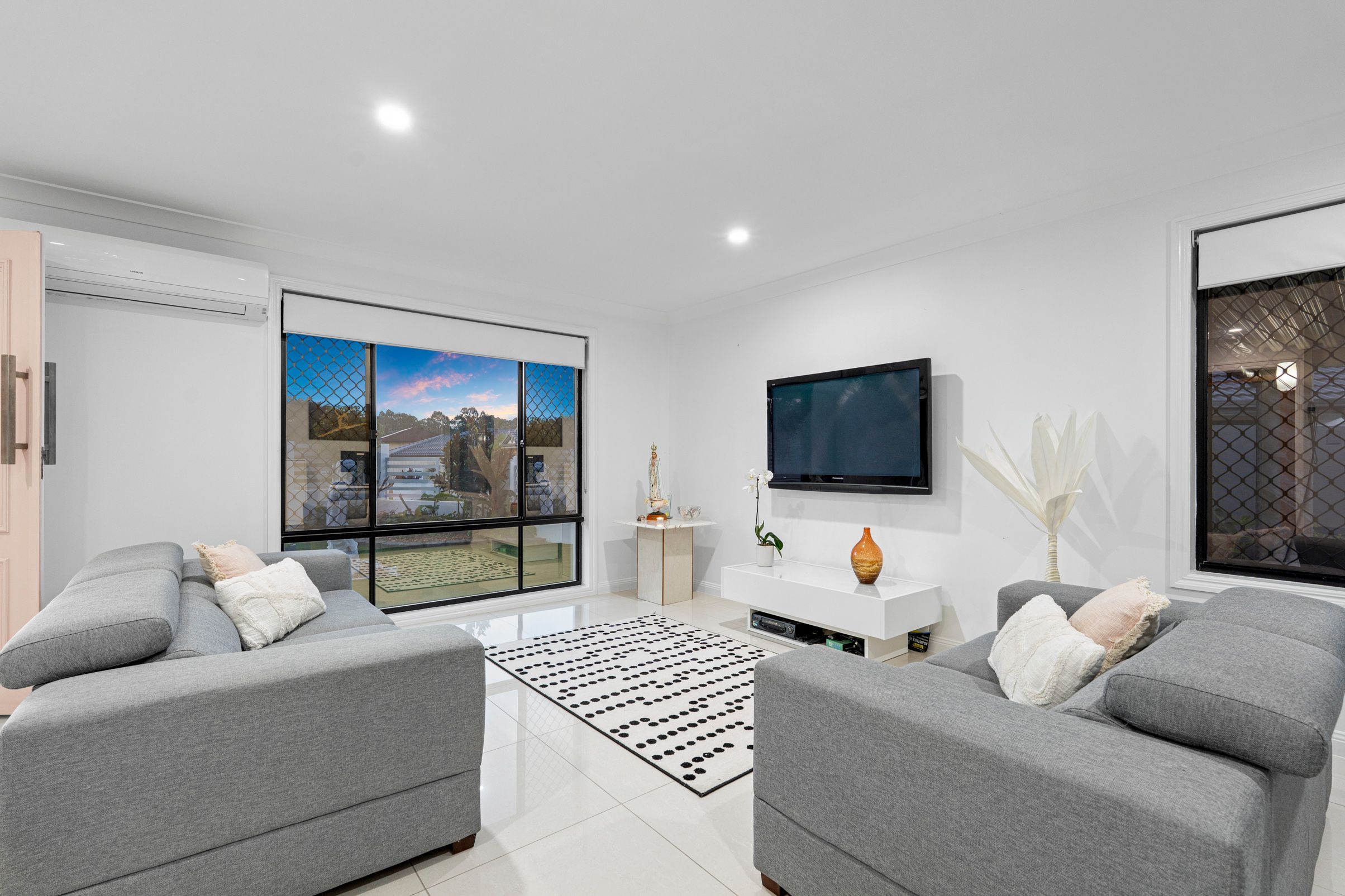 46 Dampier Crescent — photo 26 of 30