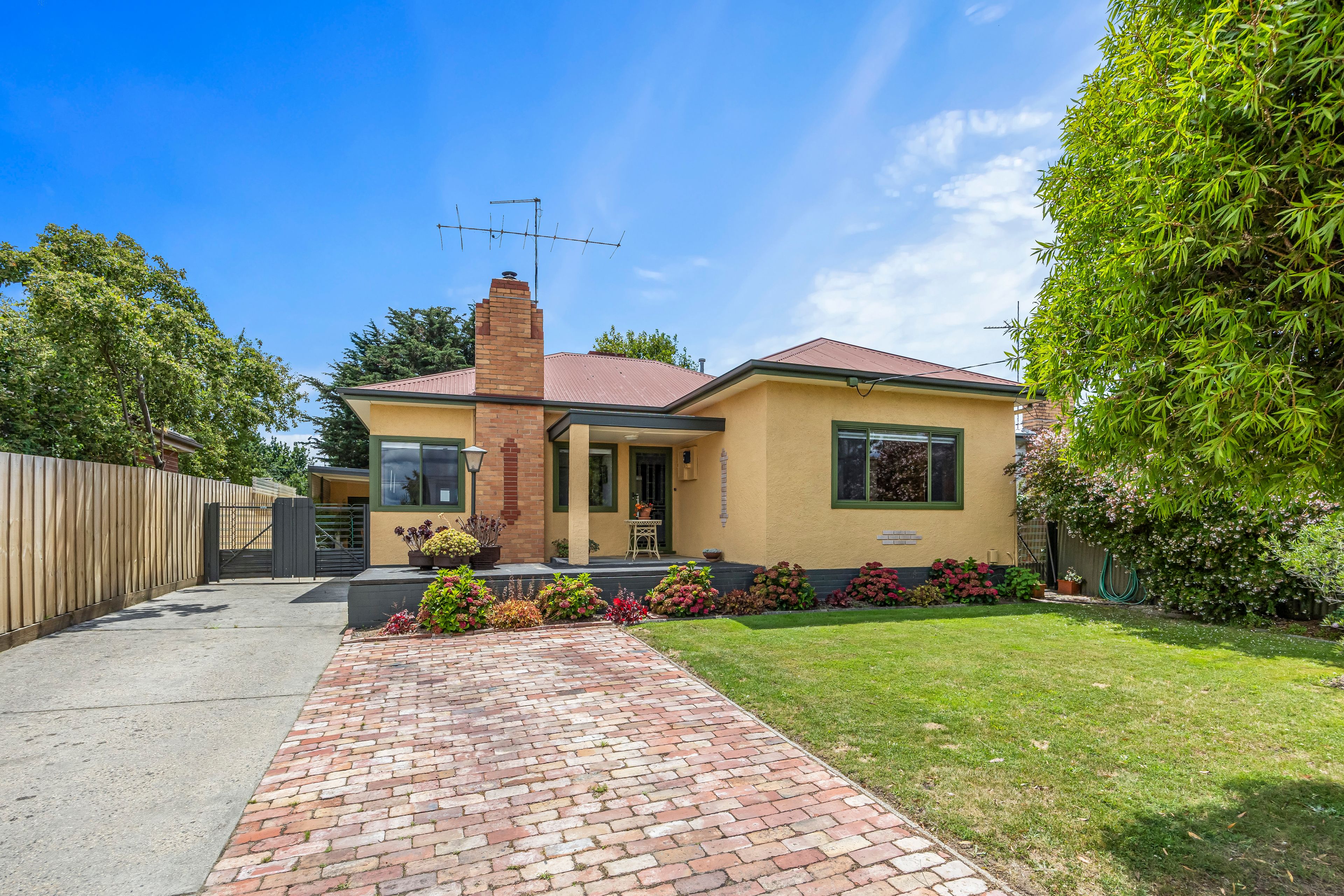 25 Napier Street, Black Hill, VIC 3350