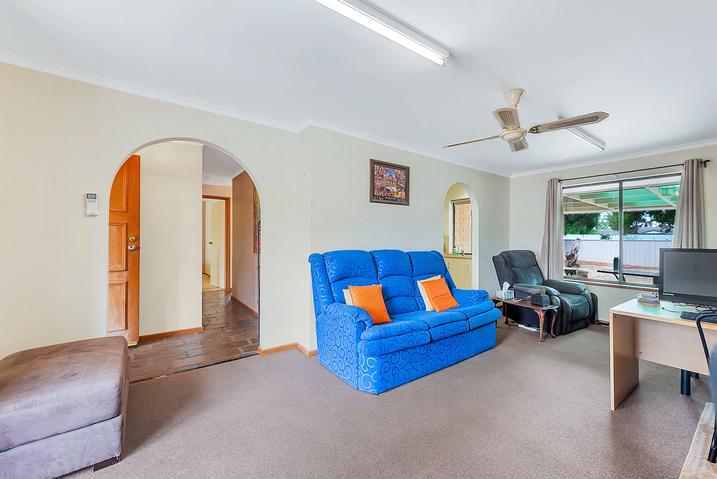 12 Santander Drive — photo 3 of 10