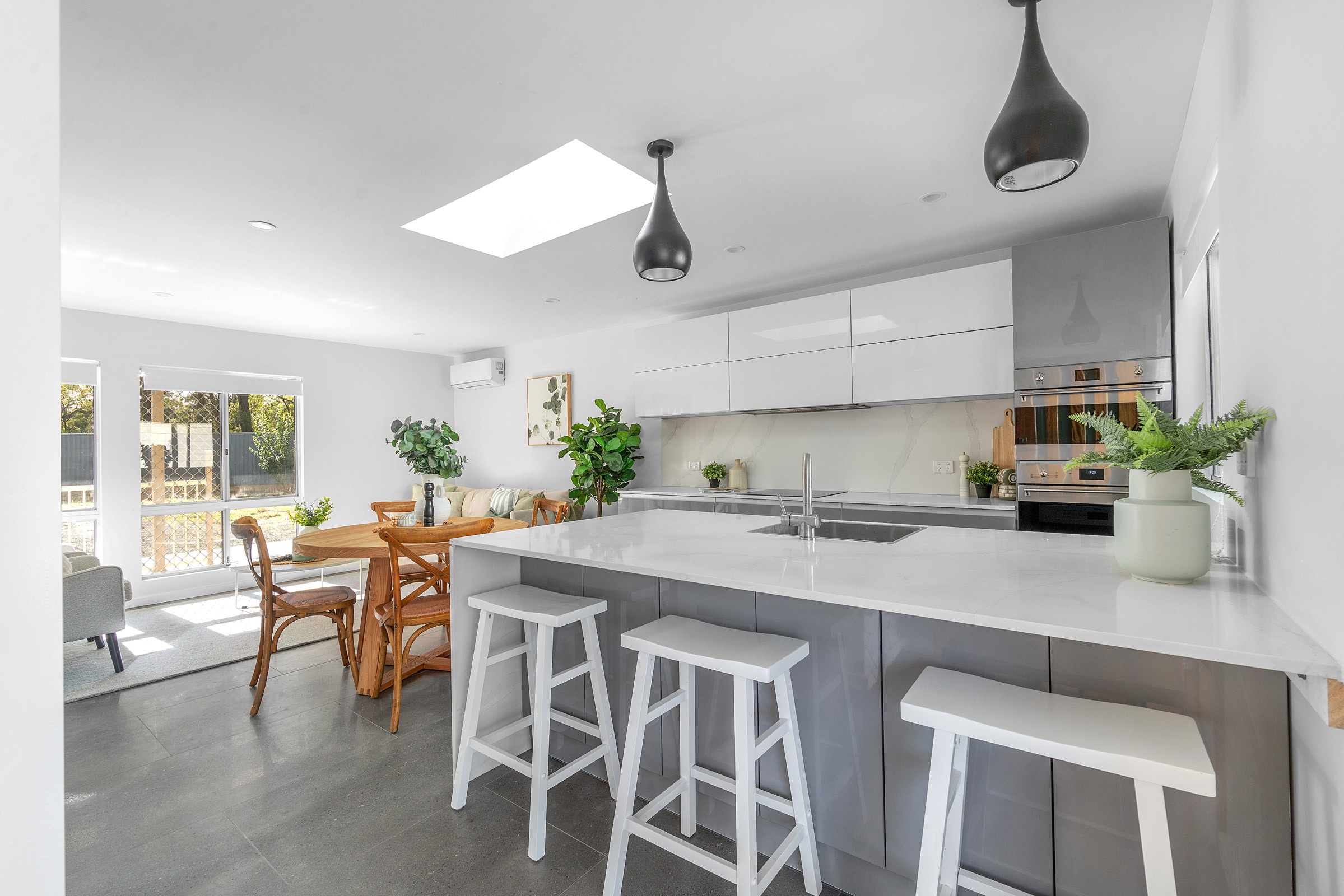 12 Government Road, Yerrinbool, NSW 2575
