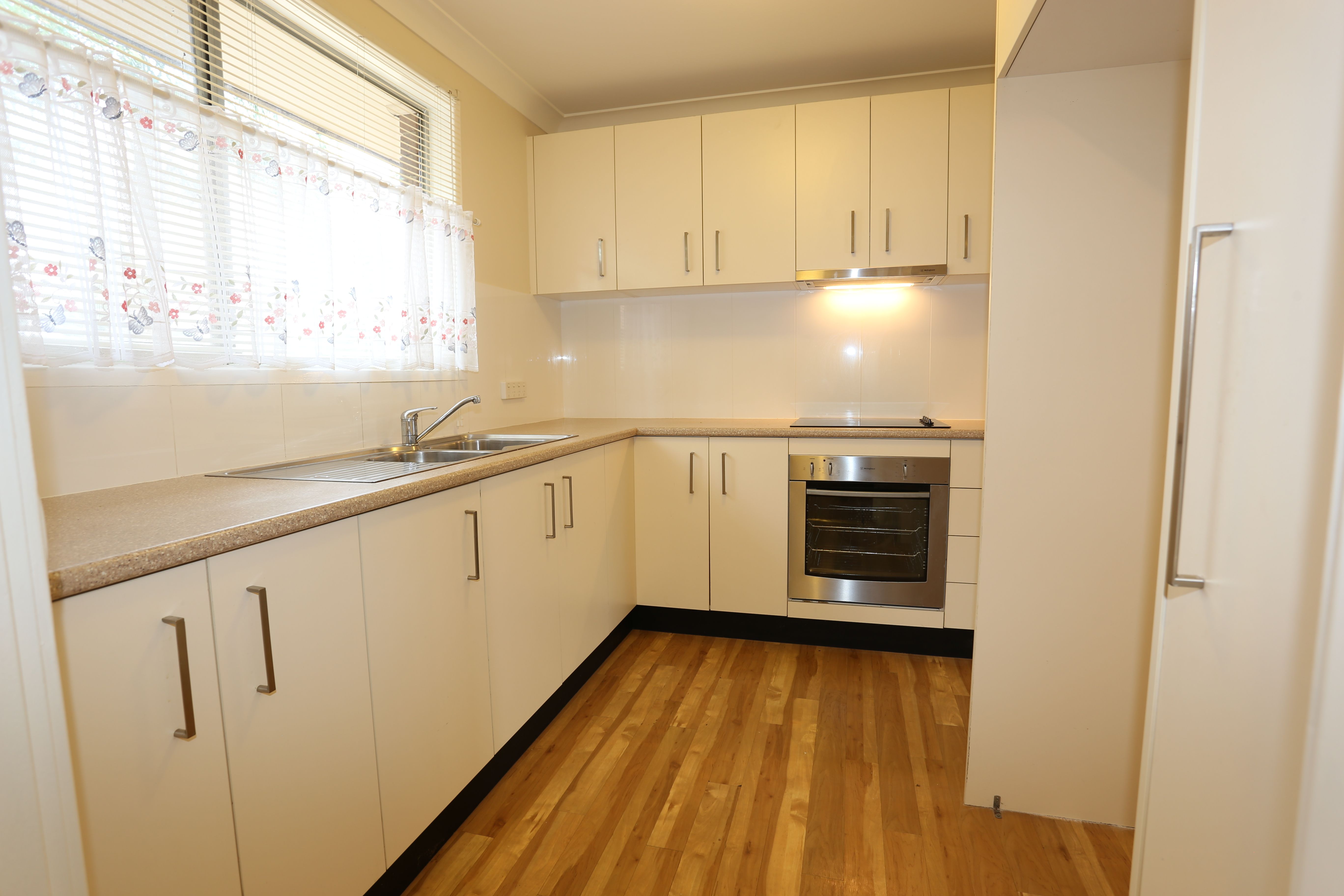 33 Gandell Crescent, South Penrith, NSW 2750