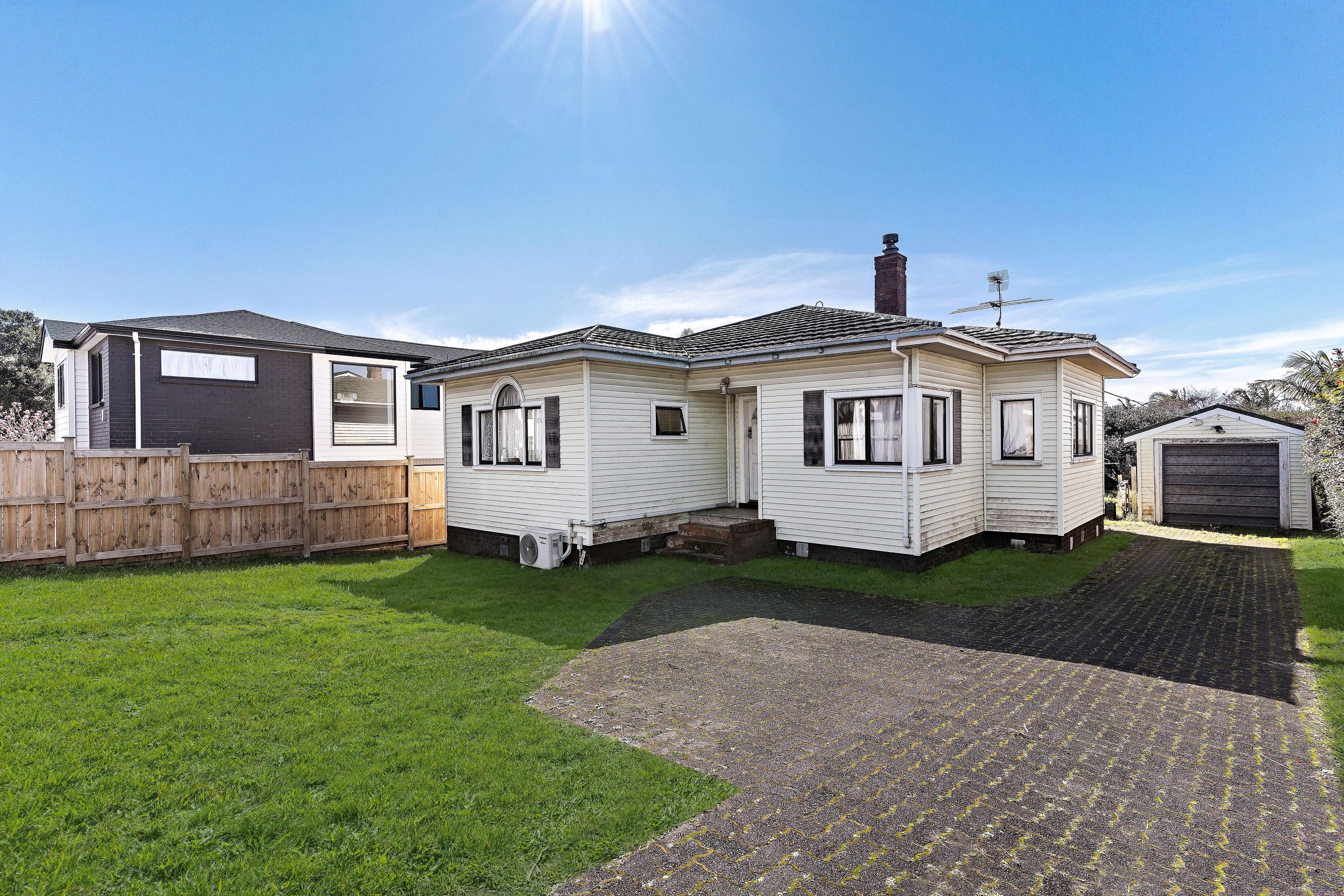 105 Point Chevalier Road, Point Chevalier, Auckland City