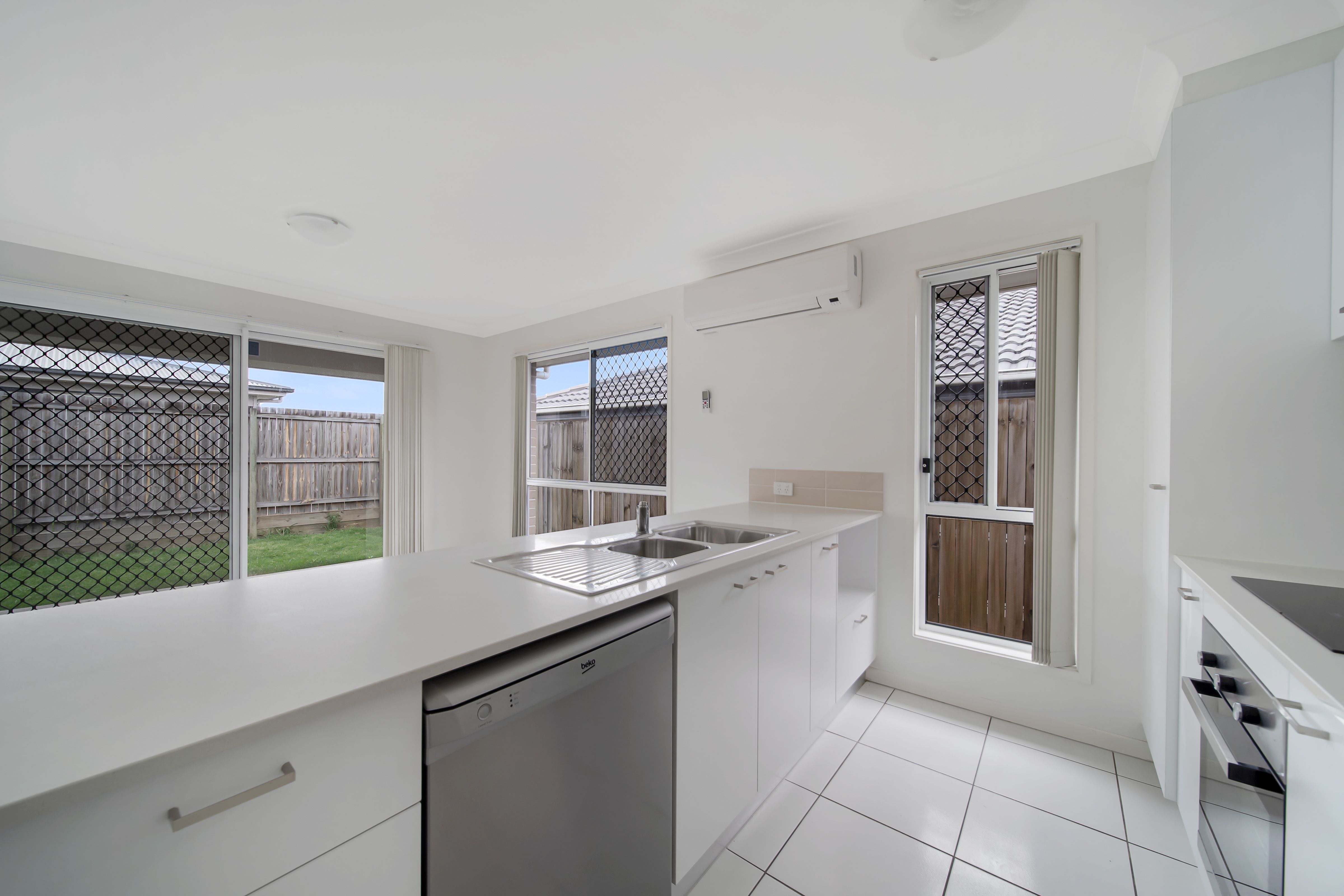 9 Olivine Circuit, Yarrabilba, QLD 4207