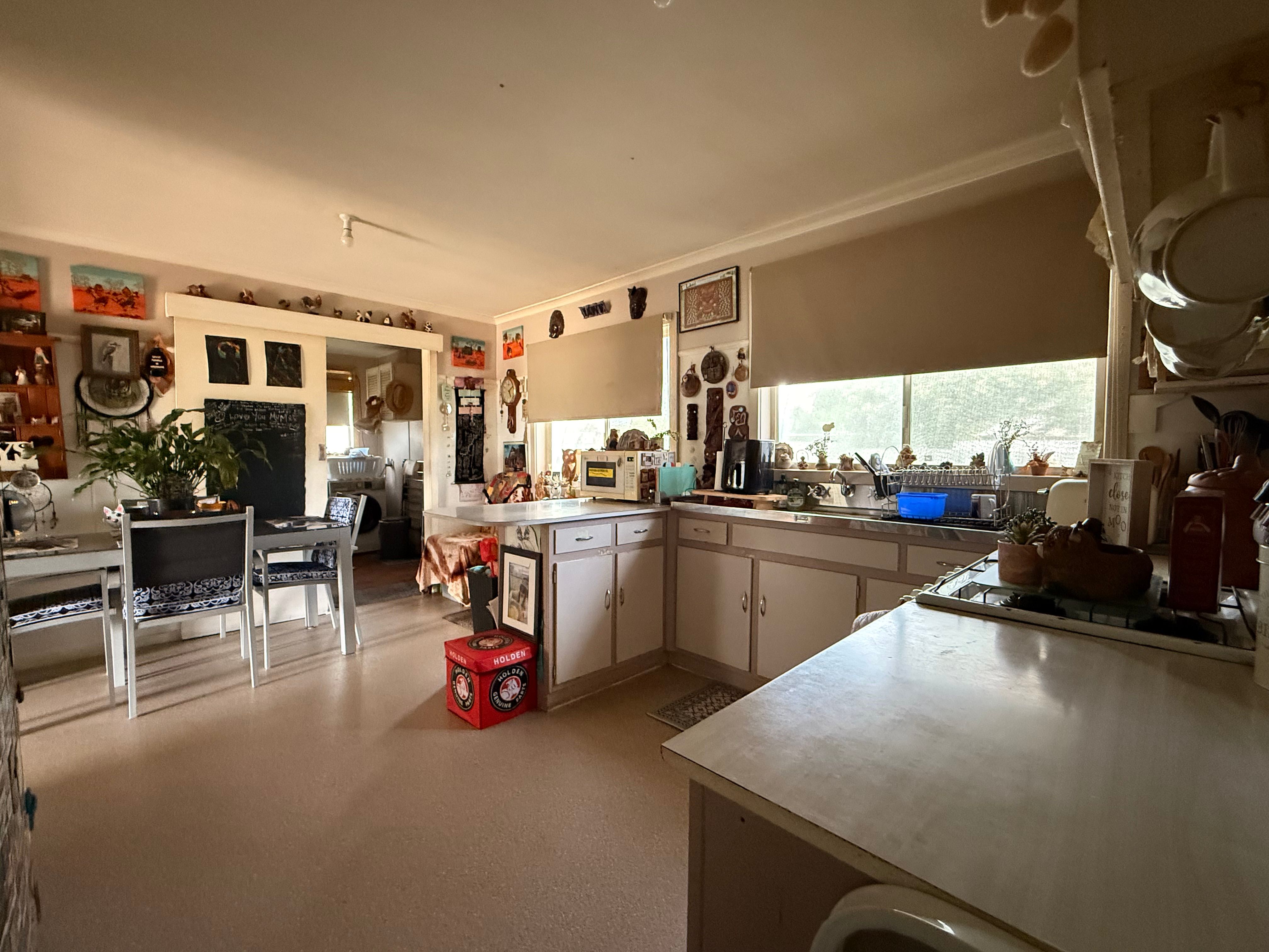 27 Brougham Street — photo 4 of 11