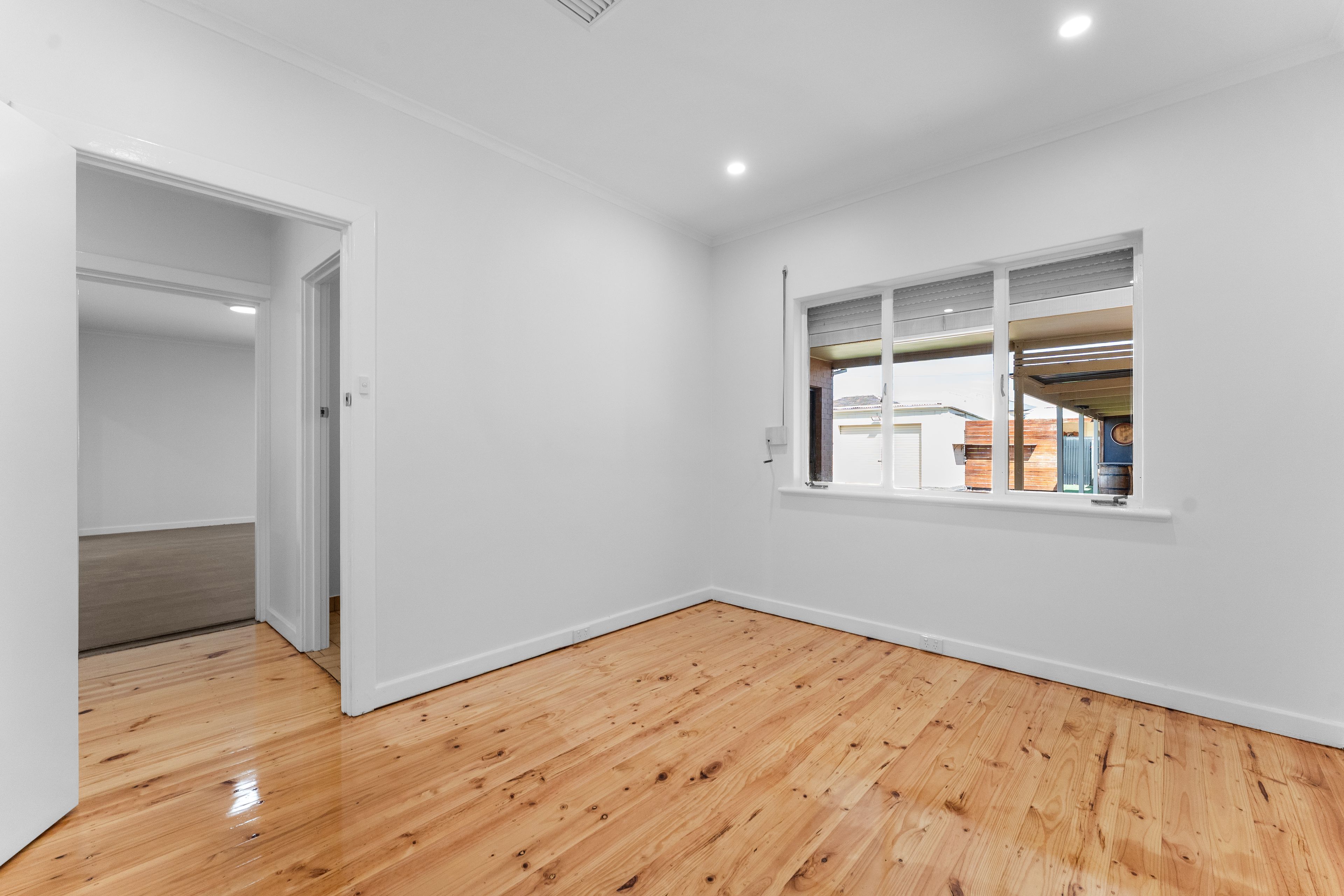 36 Fourth Avenue — photo 8 of 16