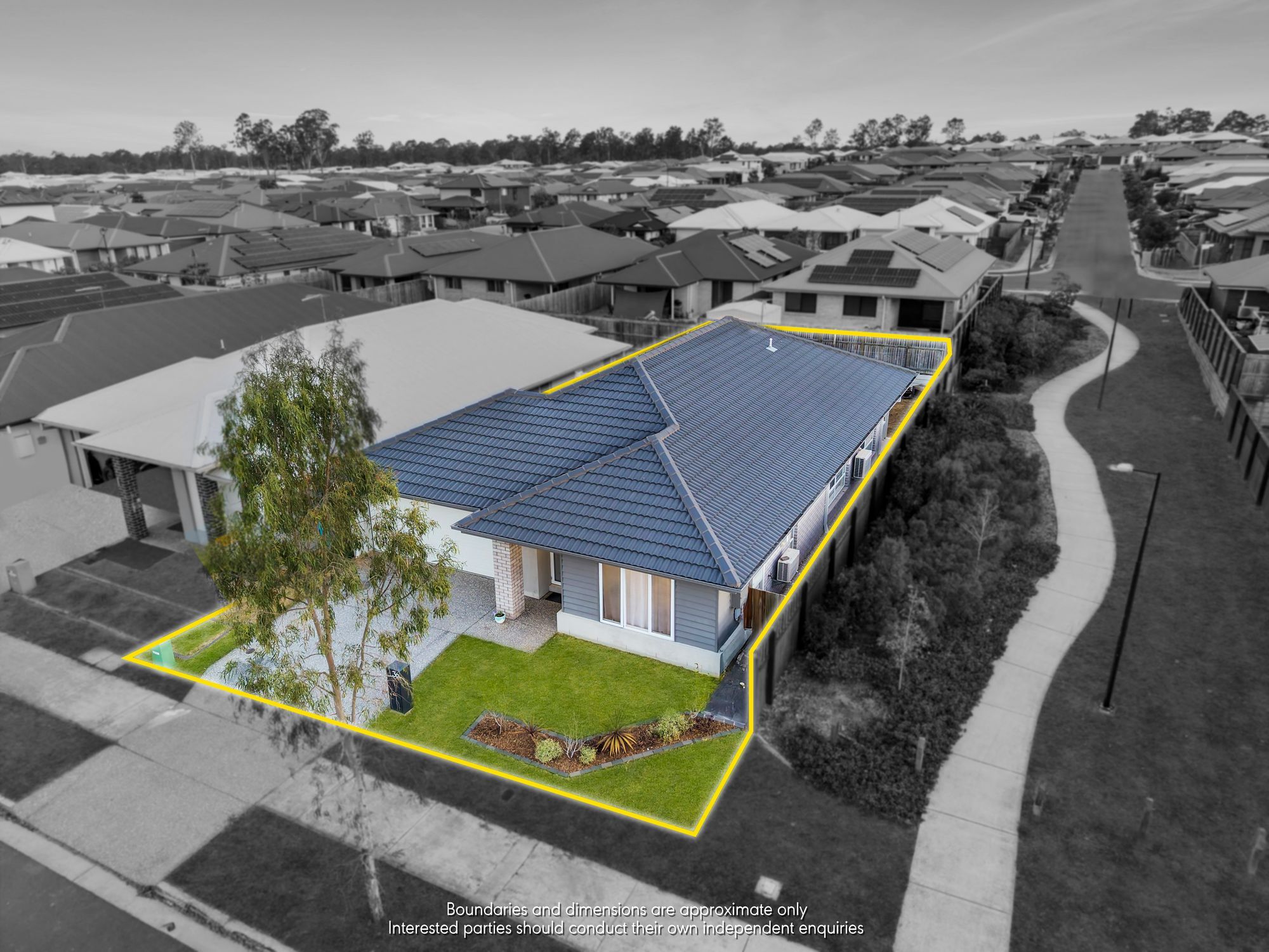 36 Bloomfield Esplanade — photo from Ray White Acacia Ridge