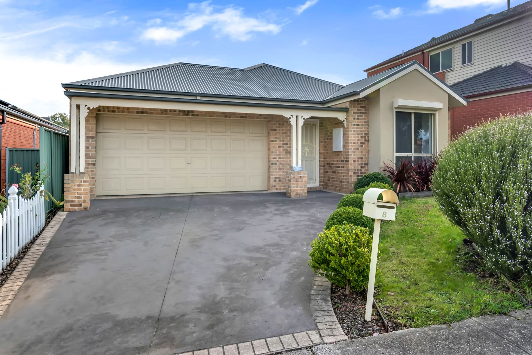 8 Renfrey Place, Craigieburn, VIC 3064