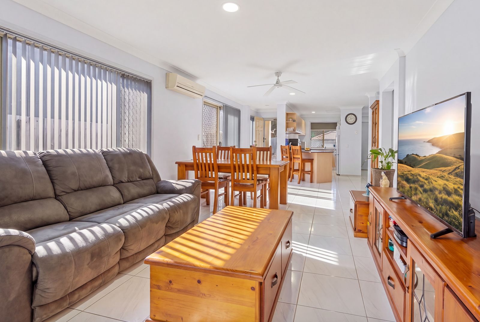 2/18 RIMU Place — photo from Ray White Broadbeach