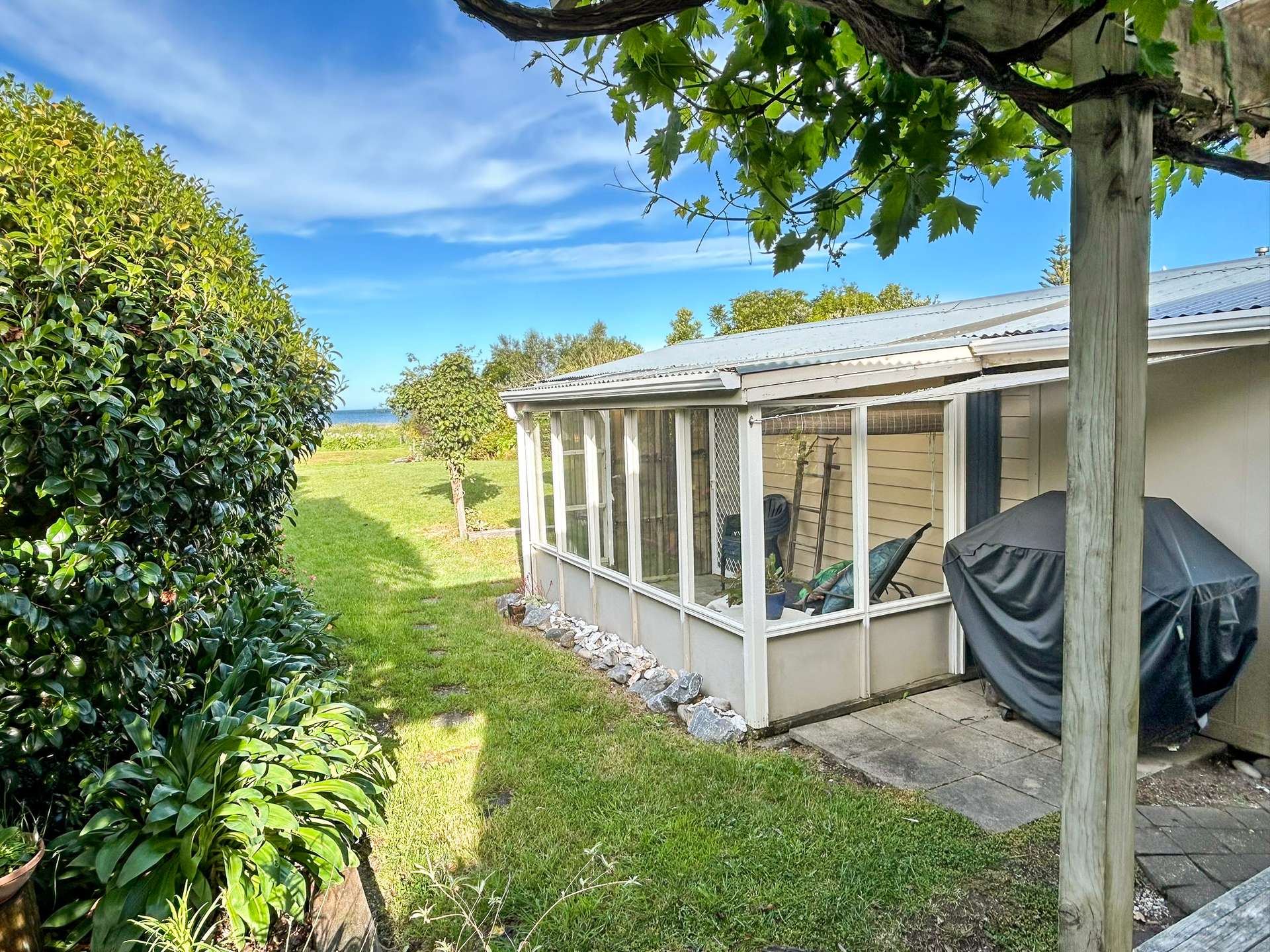 1184 Collingwood-Puponga Main Road photo 0