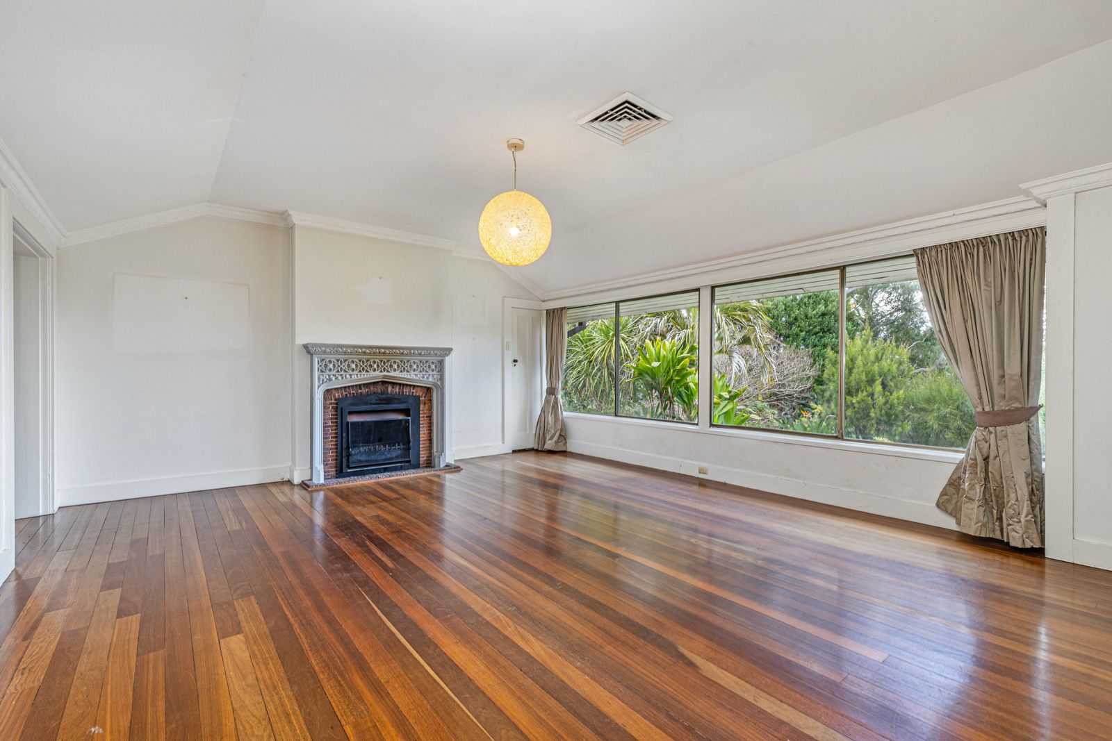 4 Fox Valley Road, Wahroonga, NSW 2076