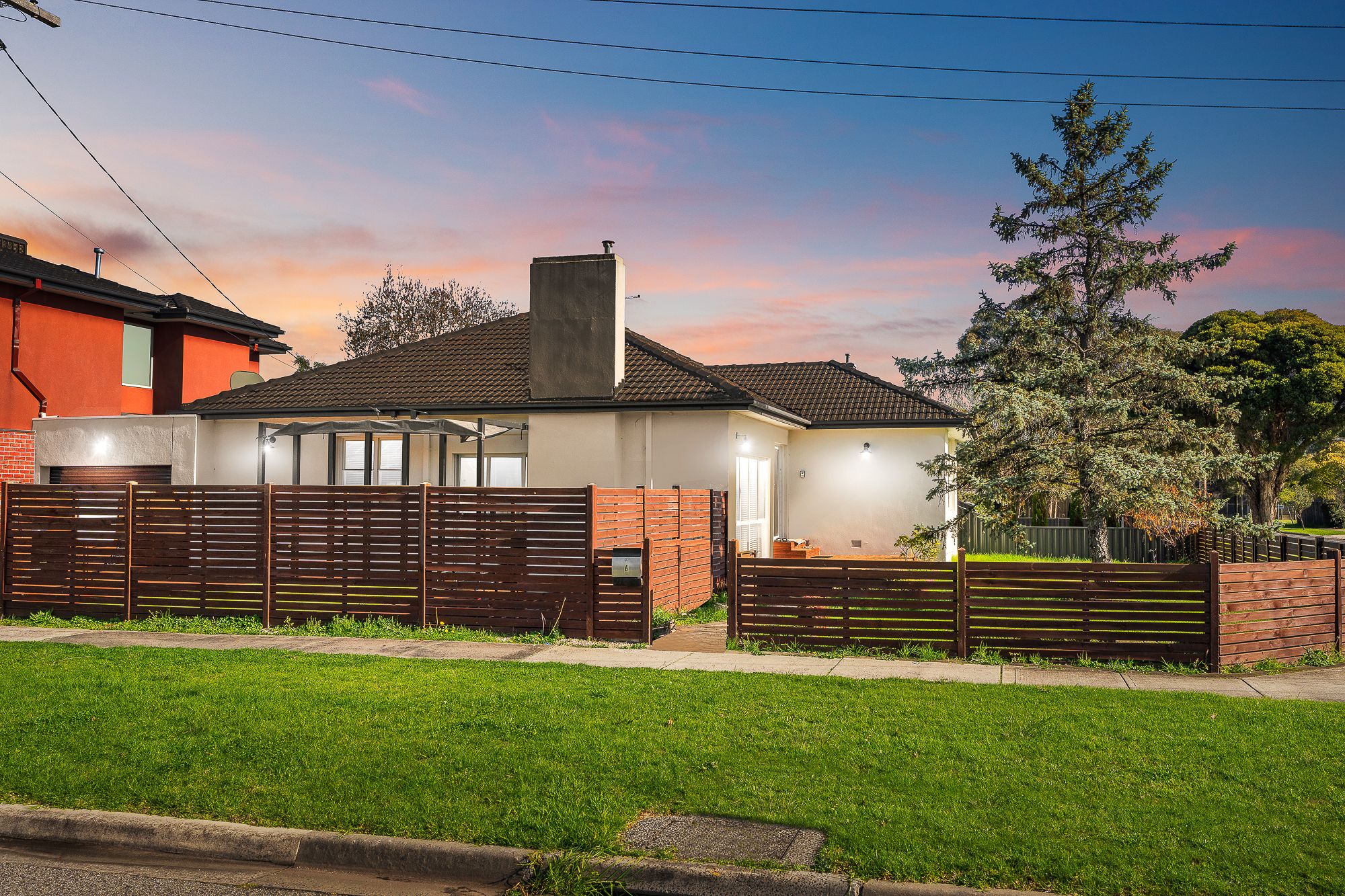 6 Somerville Road, Hampton Park VIC 3976