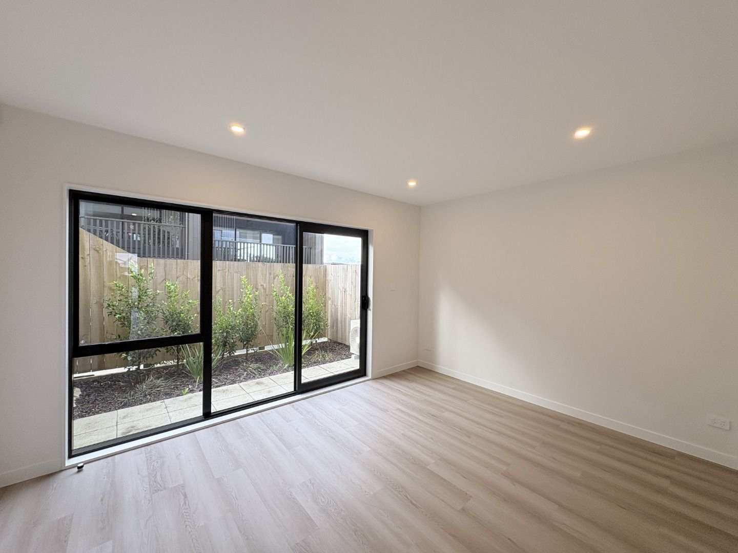 3 Battersby Lane, Windsor Park, North Shore City