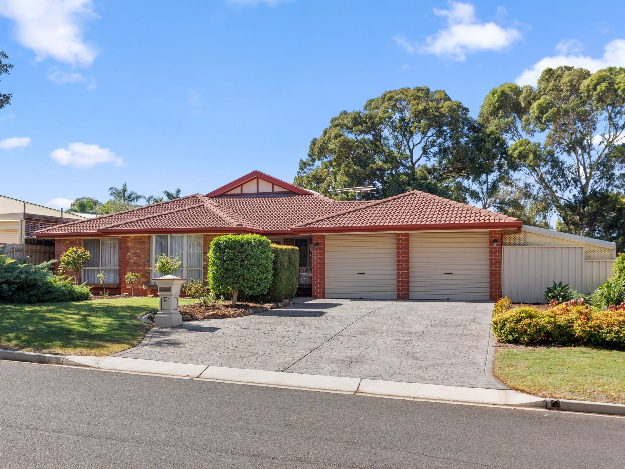 15 Coorumbena Crescent, Morphett Vale, SA 5162