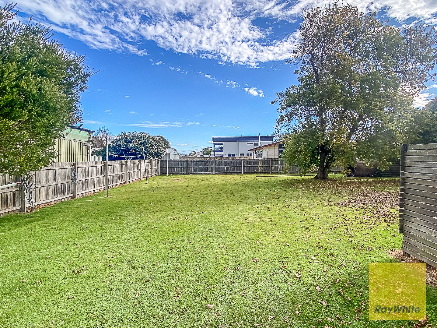 4 Dobson Street — photo 10 of 10