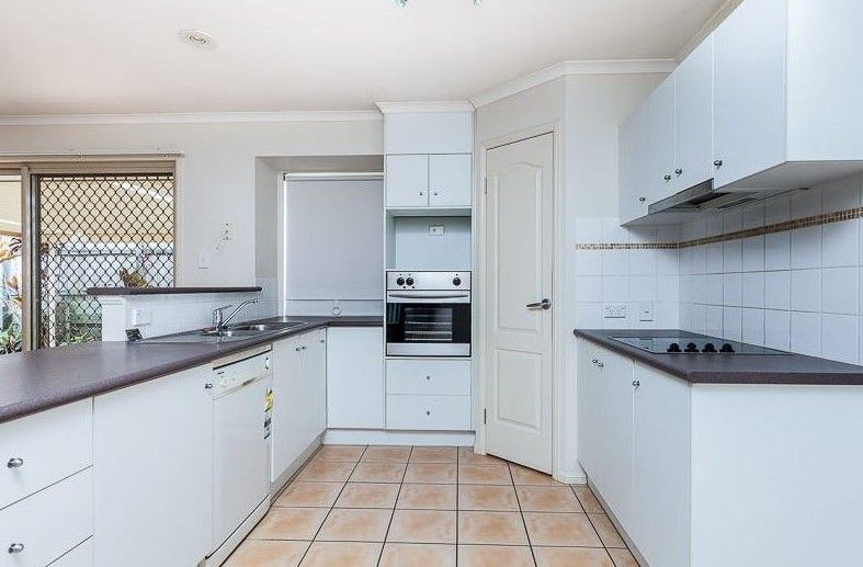 15 Finnegan Drive, North Lakes, QLD 4509