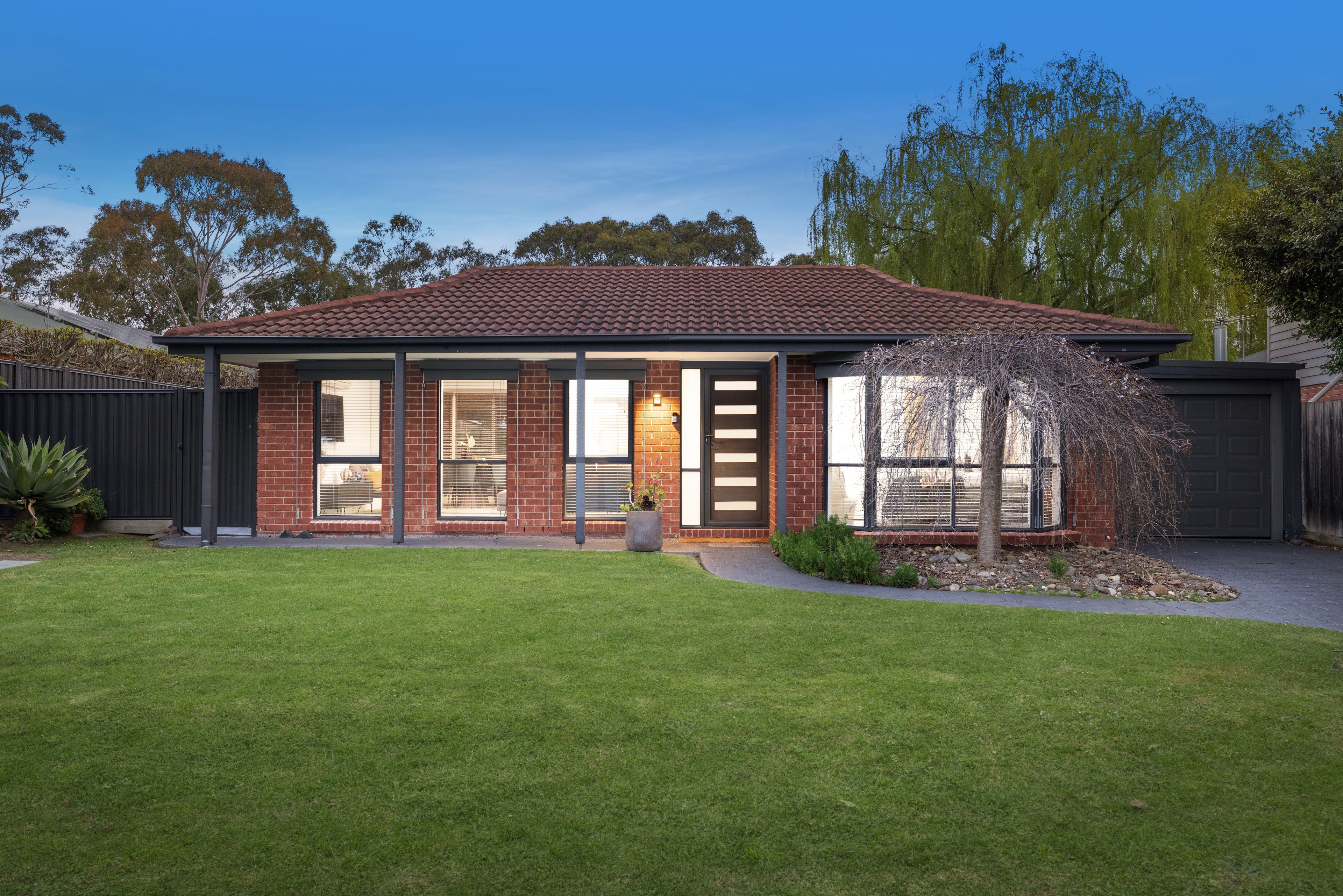 17 Colesbourne Court — photo from Ray White Ferntree Gully