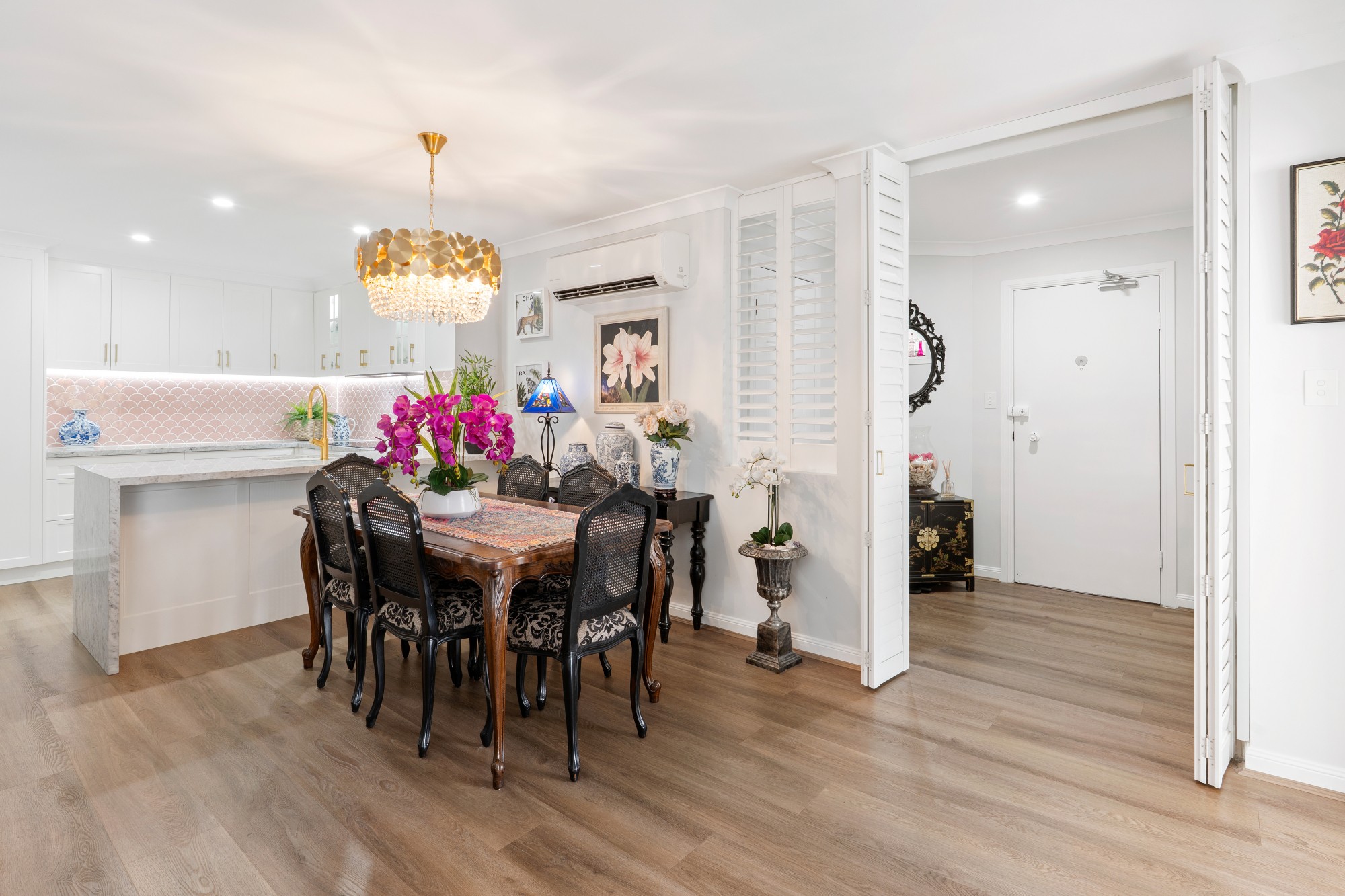 6/Adriana 100 Cotlew Street East, Southport, QLD 4215