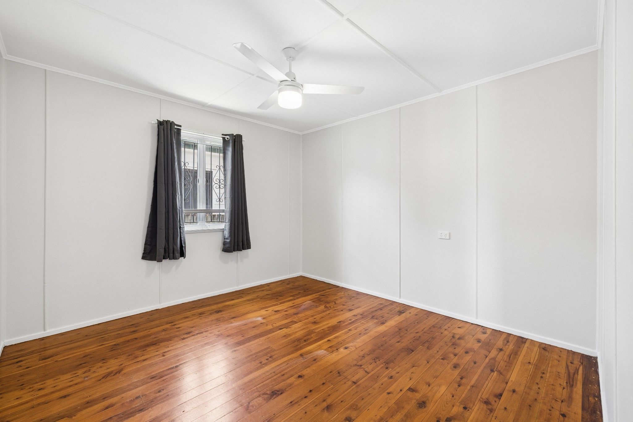 22 Inglis Street — photo 16 of 28