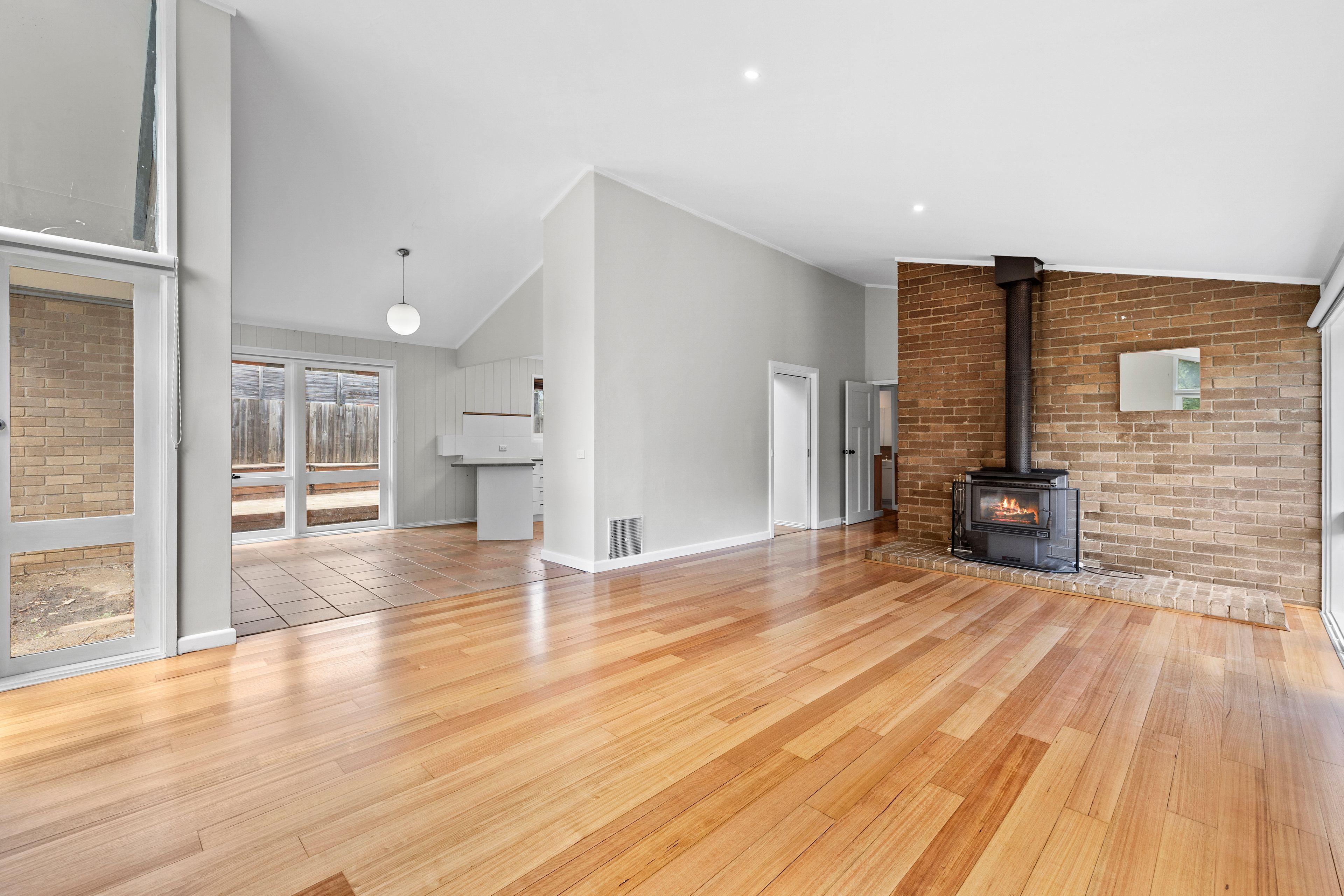 8 Leonard Street, Bayswater, VIC 3153