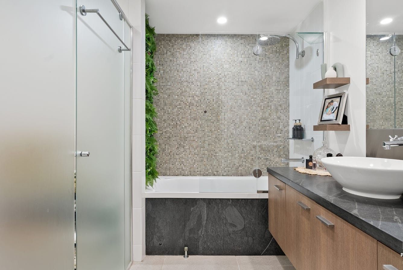 224-225/5 Triton Street — photo 13 of 25