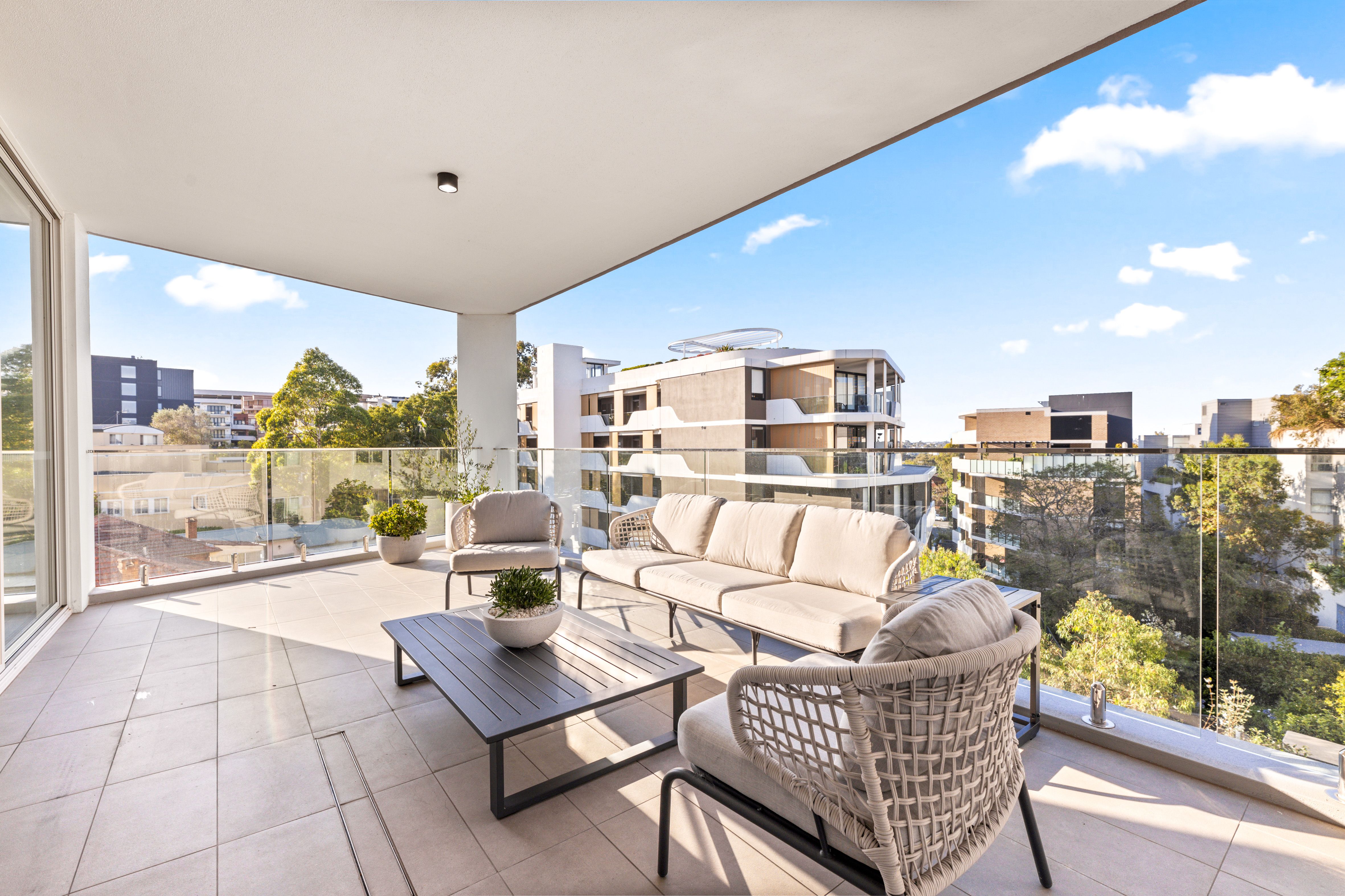 1 Urunga Parade, Miranda NSW 2228