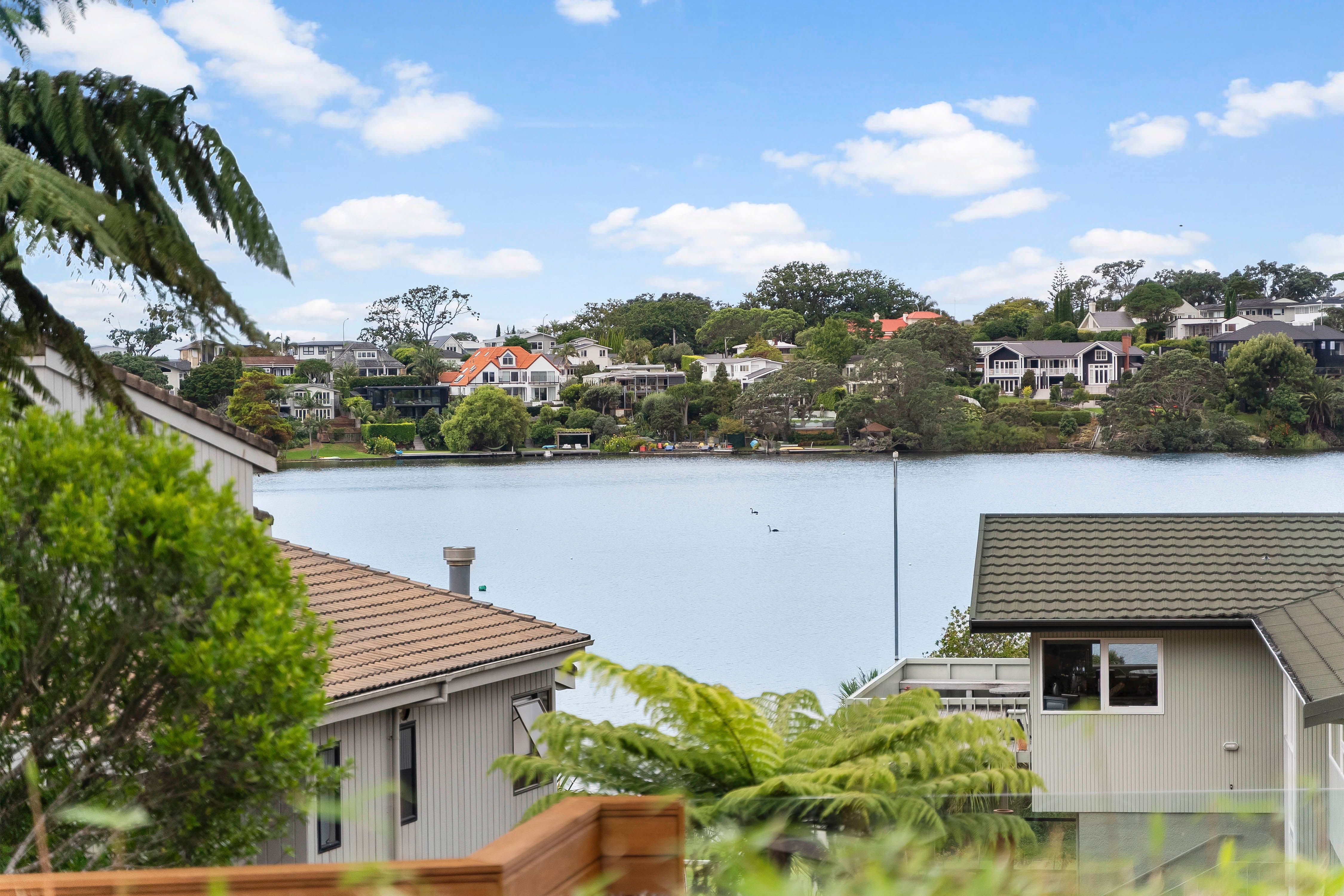21 Sylvan Park Avenue, Milford, North Shore City
