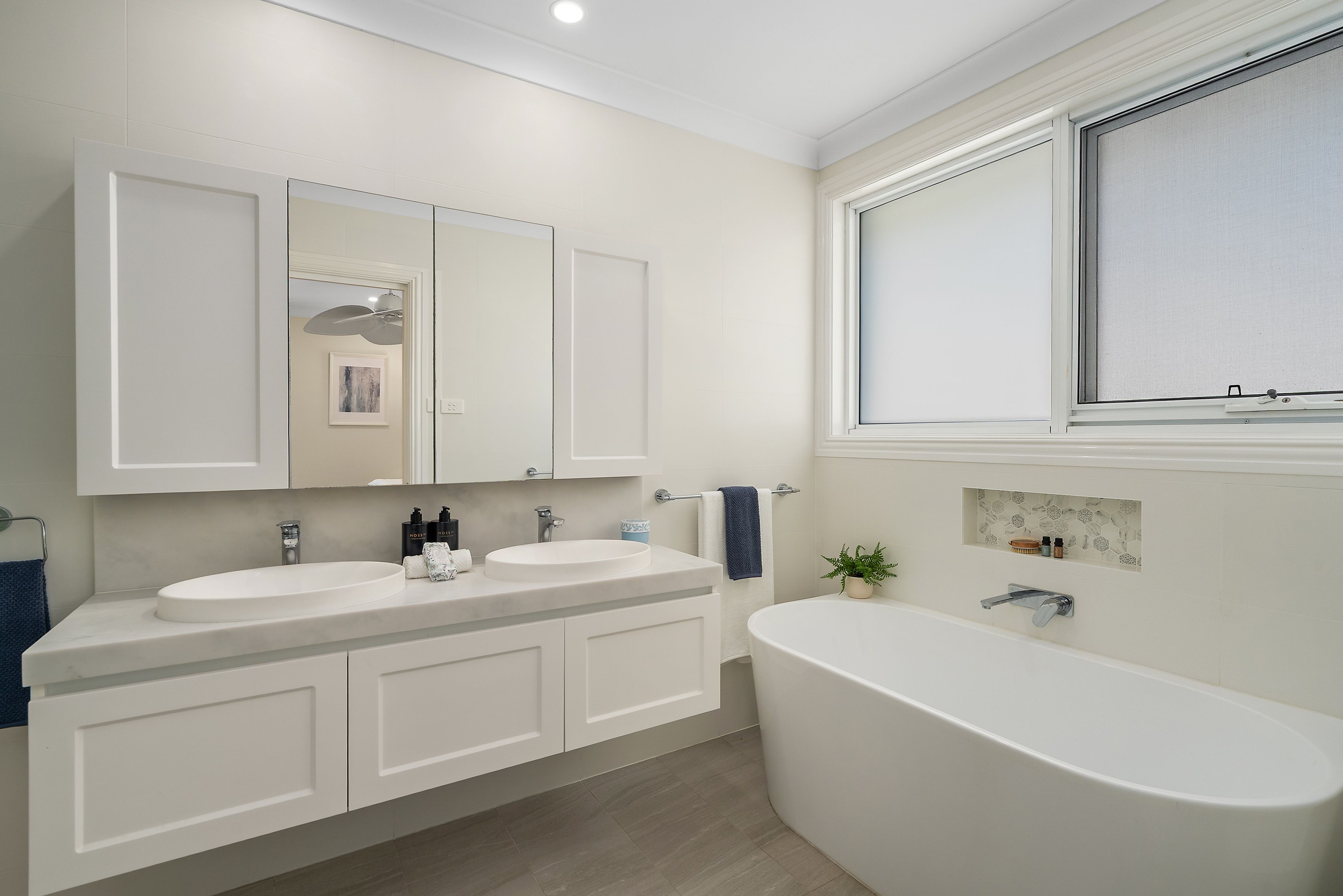 1 Evelyn Avenue — photo 13 of 17