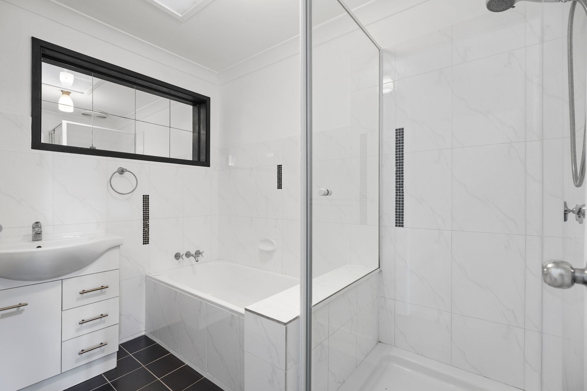 37 Parliament Street — photo 10 of 25